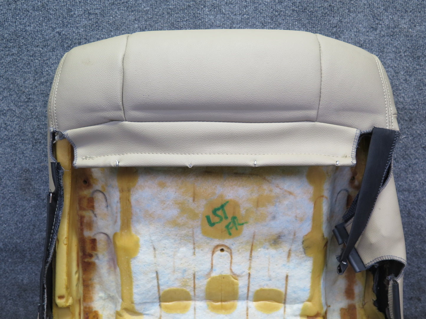 98-00 Lexus UCF20L LS400 Front Right Seat Upper Leather Cushion Ivory OEM