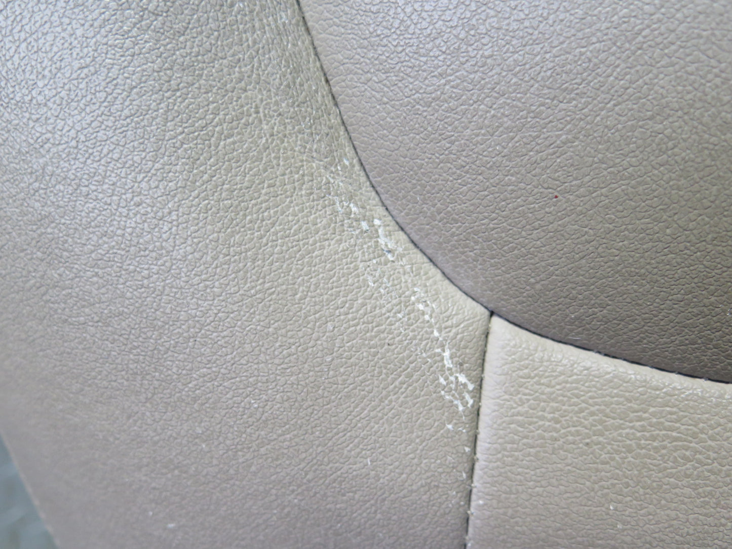 98-00 Lexus UCF20L LS400 Front Right Seat Lower Leather Cushion w Switch OEM