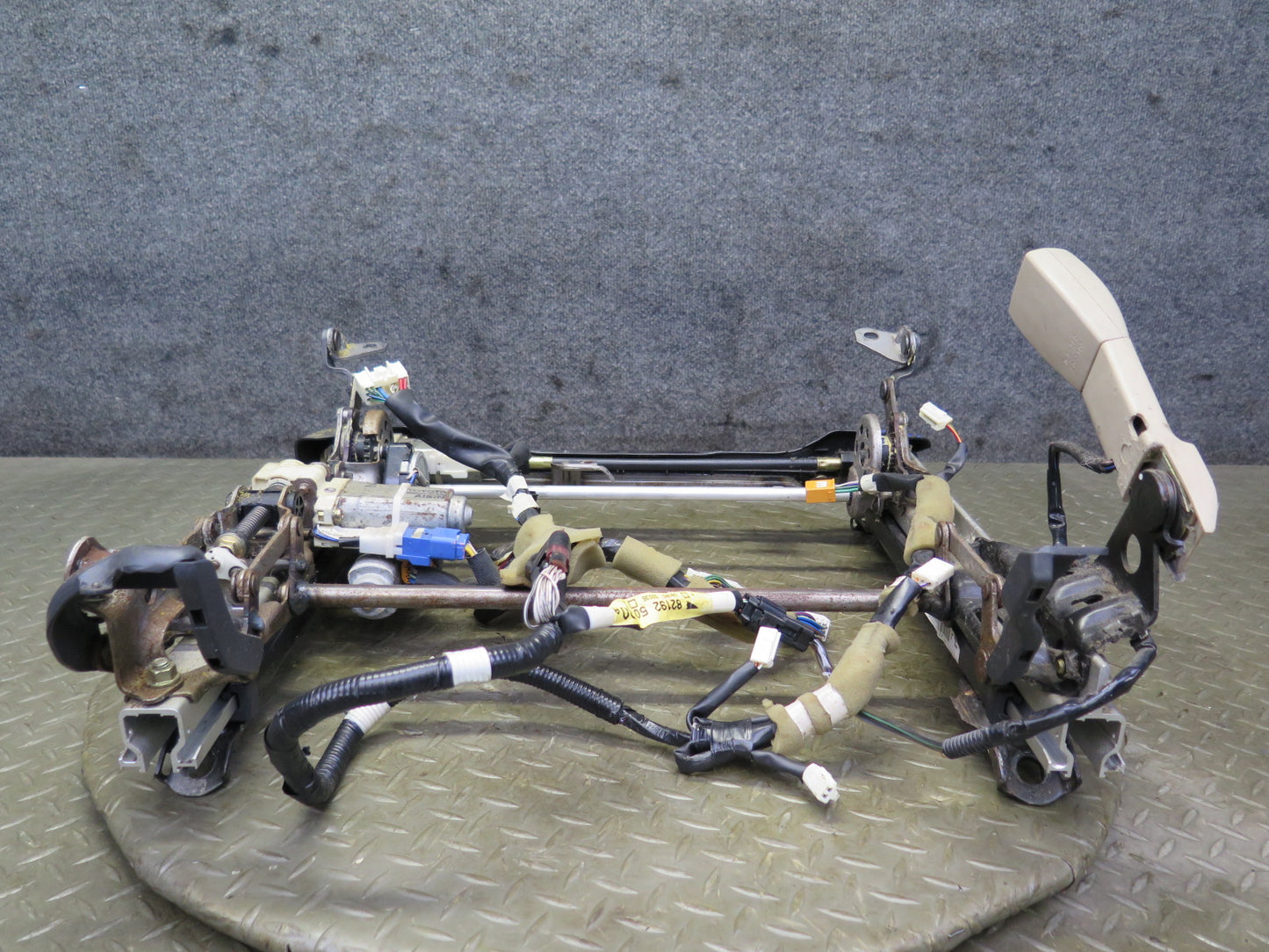 97-00 Lexus LS400 Front Left Seat Lower Frame Track Rail w Motor & Wire OEM