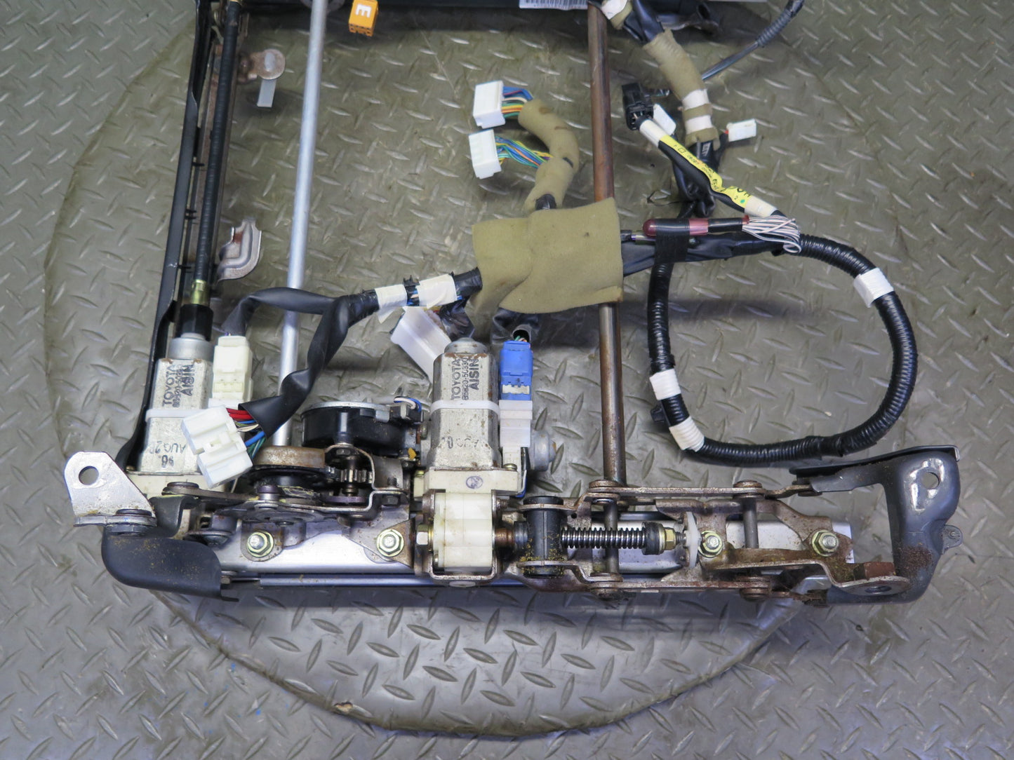 97-00 Lexus LS400 Front Left Seat Lower Frame Track Rail w Motor & Wire OEM