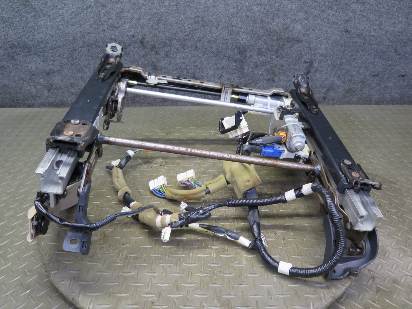 97-00 Lexus LS400 Front Left Seat Lower Frame Track Rail w Motor & Wire OEM