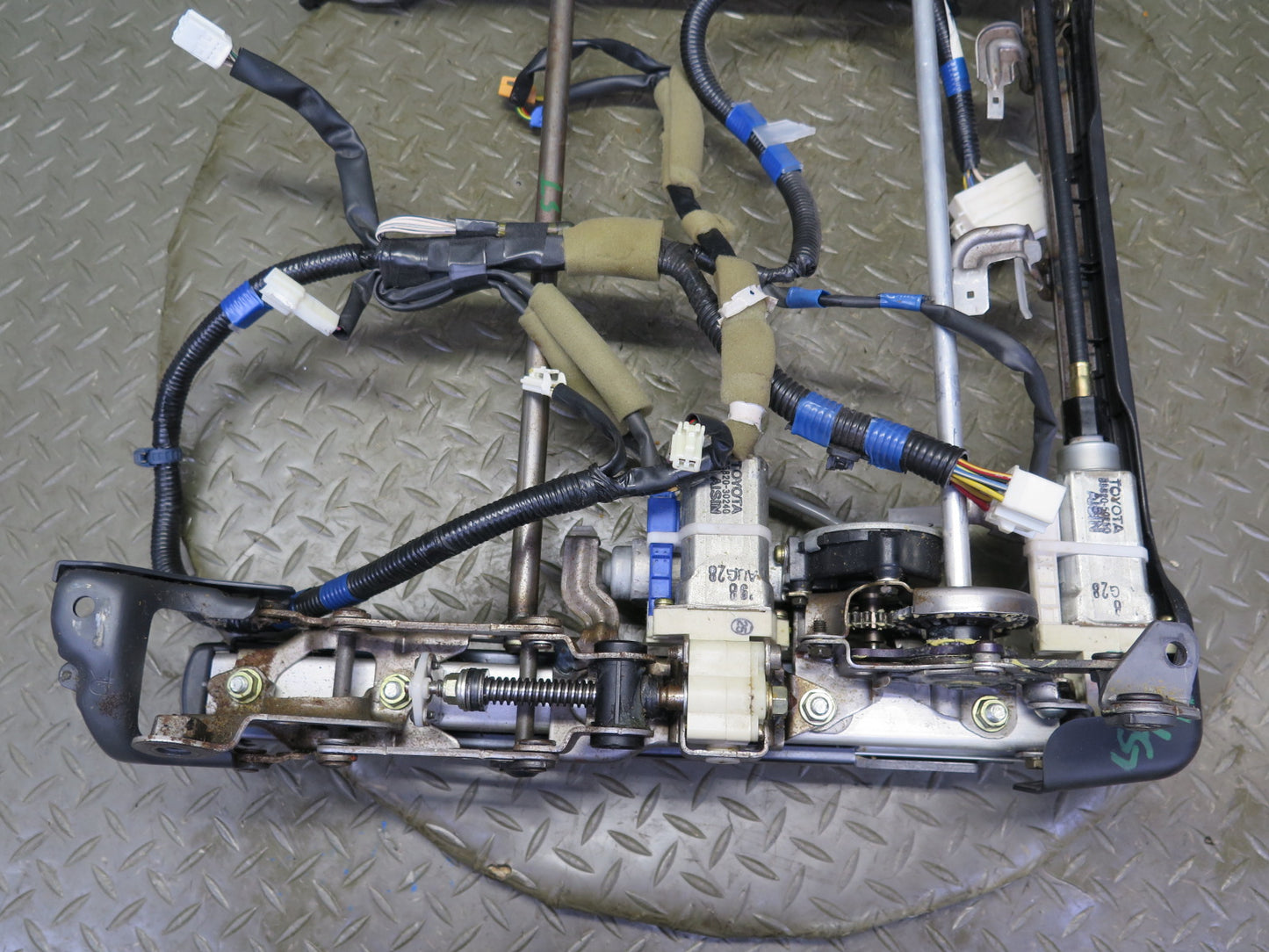 97-00 Lexus LS400 Front Right Seat Lower Frame Track Rail w Motor & Wire OEM