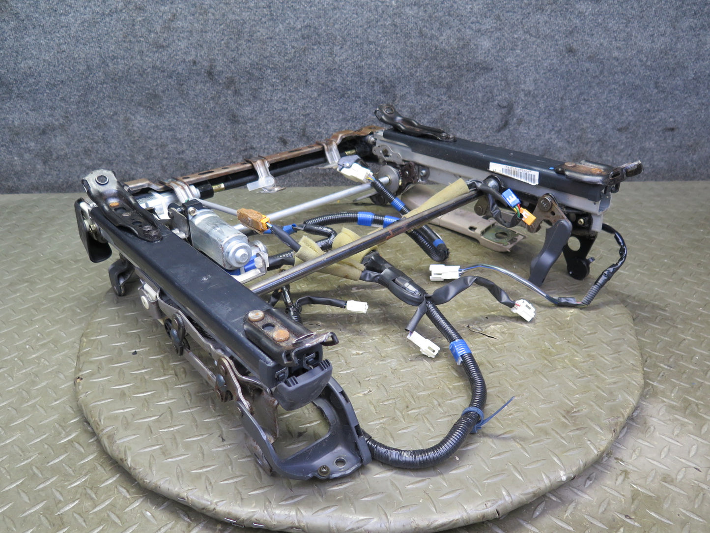97-00 Lexus LS400 Front Right Seat Lower Frame Track Rail w Motor & Wire OEM