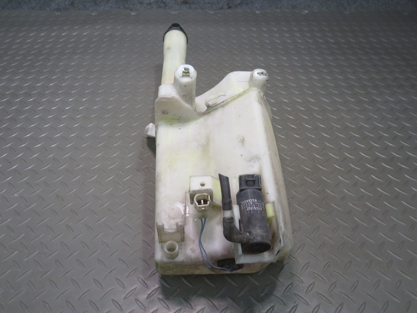 95-00 Lexus UCF20L LS400 Windshield Wiper Washer Reservoir Tank w Pump OEM