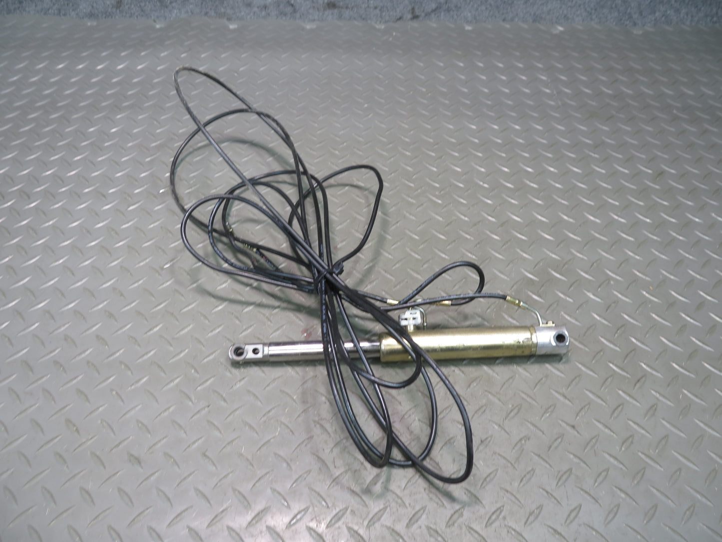 2001-2006 BMW E46 M3 Convertible TOP Roof Hydraulic Shock Cylinder Hose Line Set