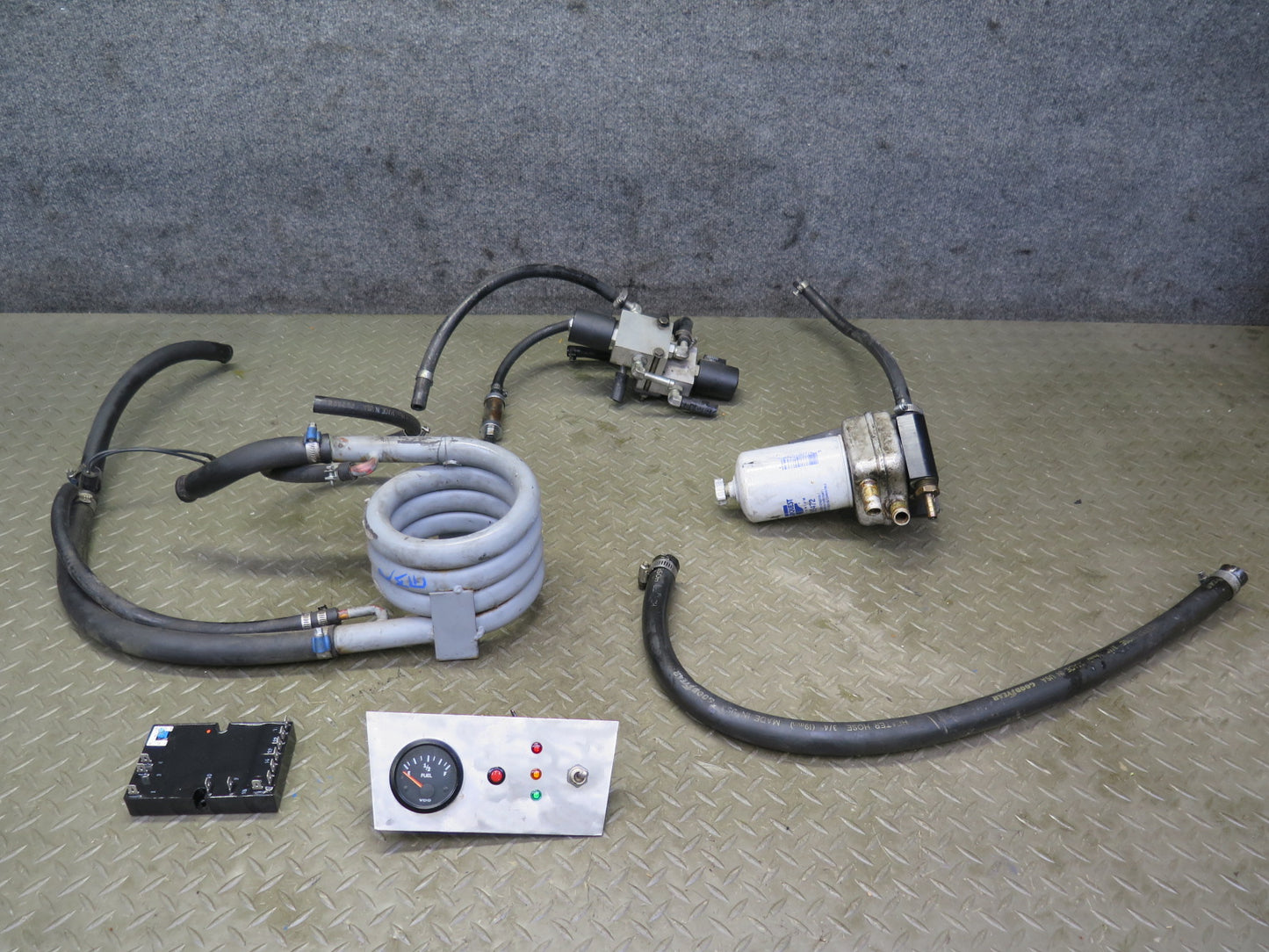 1984 Mercedes W123 300D 3.0L OM617 Fuel System Vegetable Oil KIT Set Frybrid