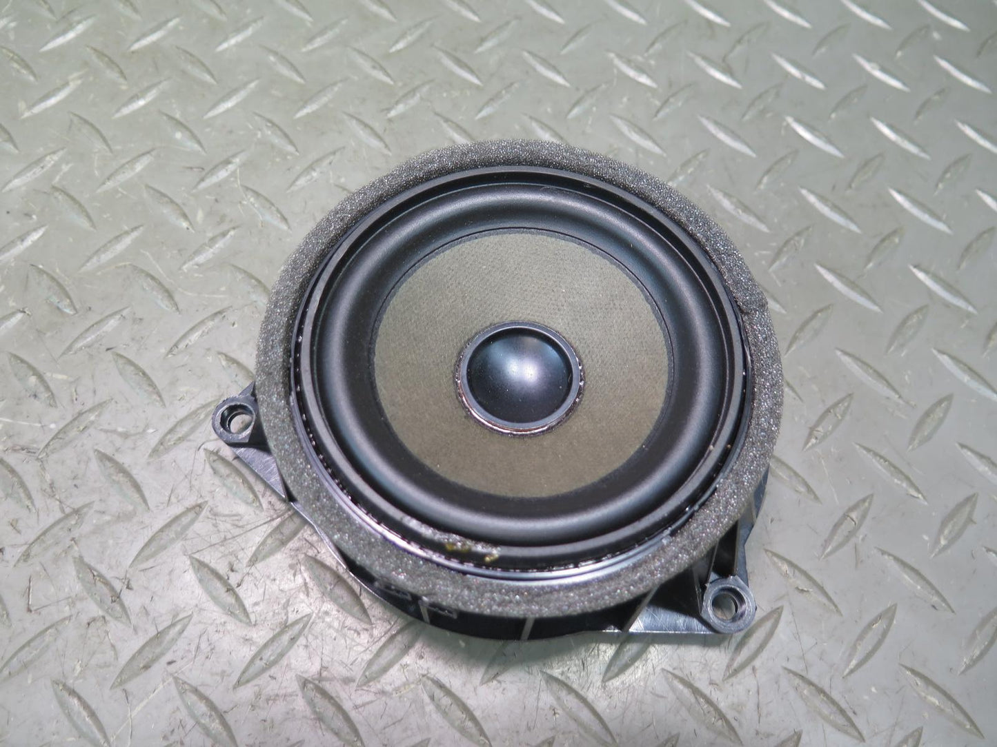 2014-2018 BMW F15 X5 Front or Rear Door Hi-fi Audio Speaker Set