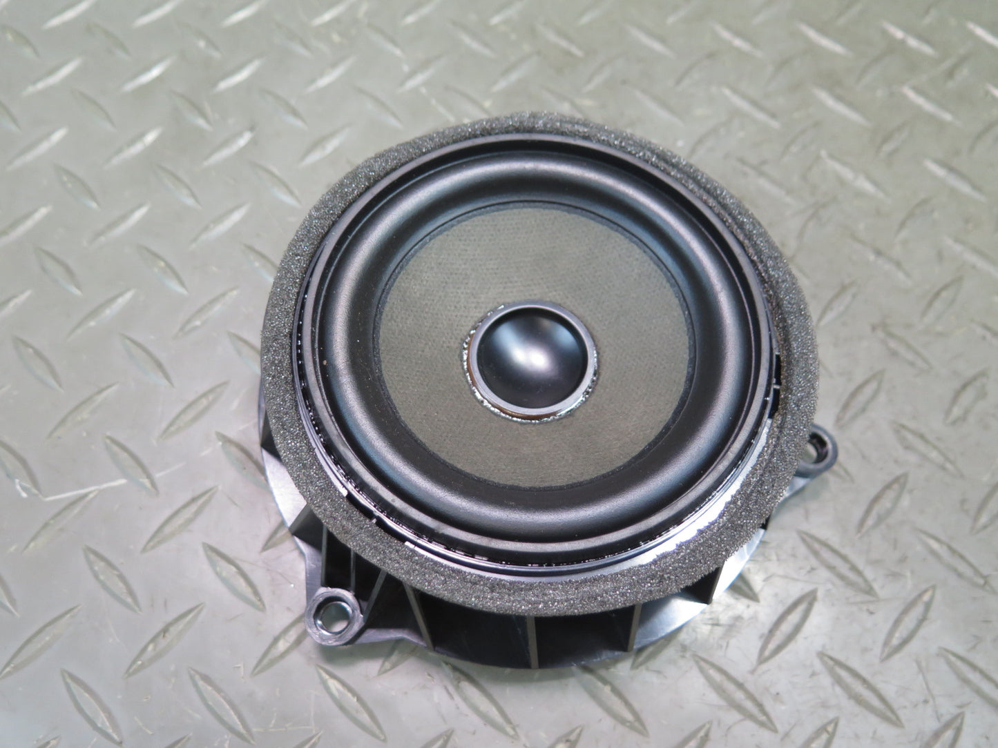 2014-2018 BMW F15 X5 Front or Rear Door Hi-fi Audio Speaker Set