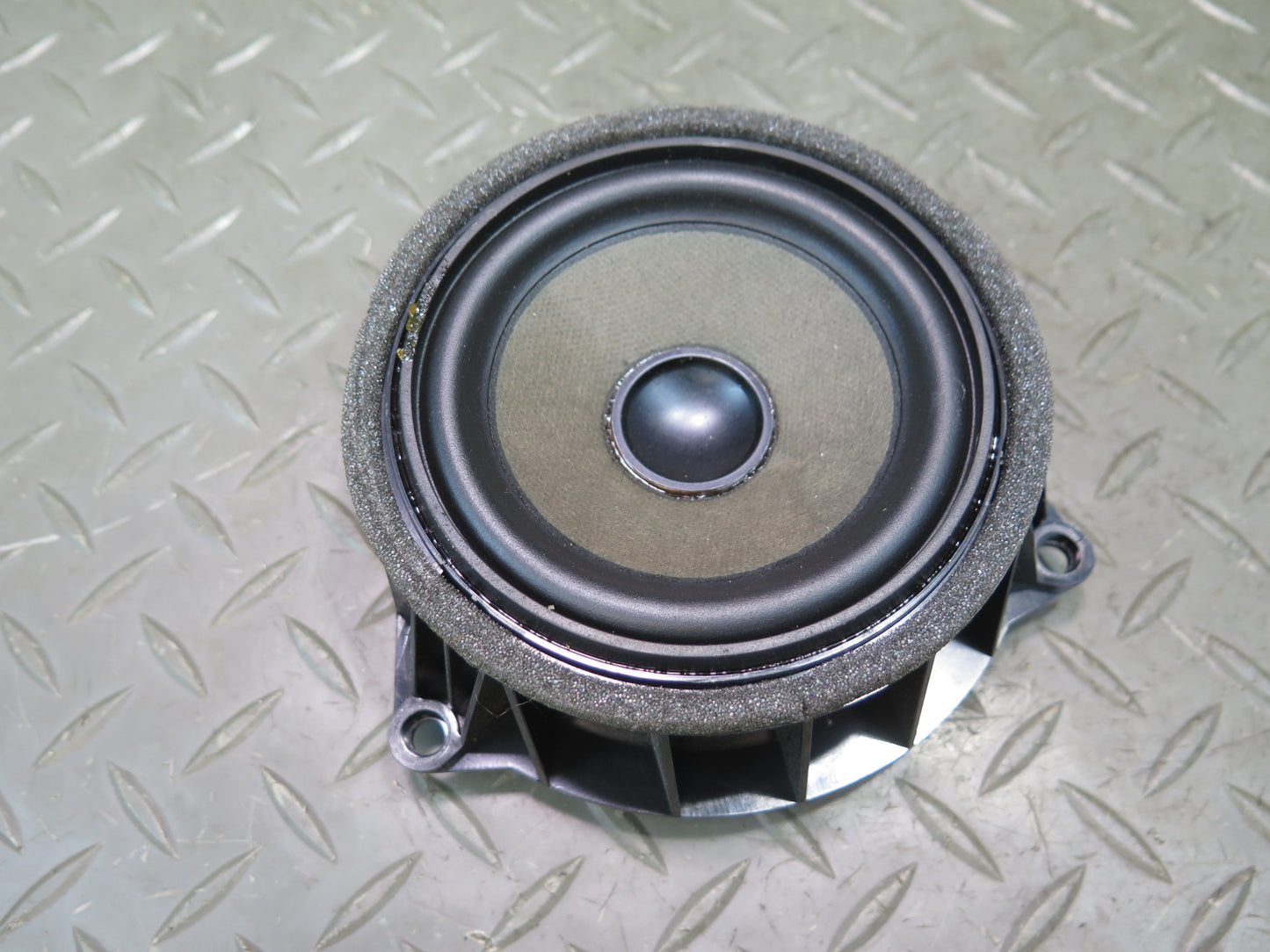 2014-2018 BMW F15 X5 Front or Rear Door Hi-fi Audio Speaker Set