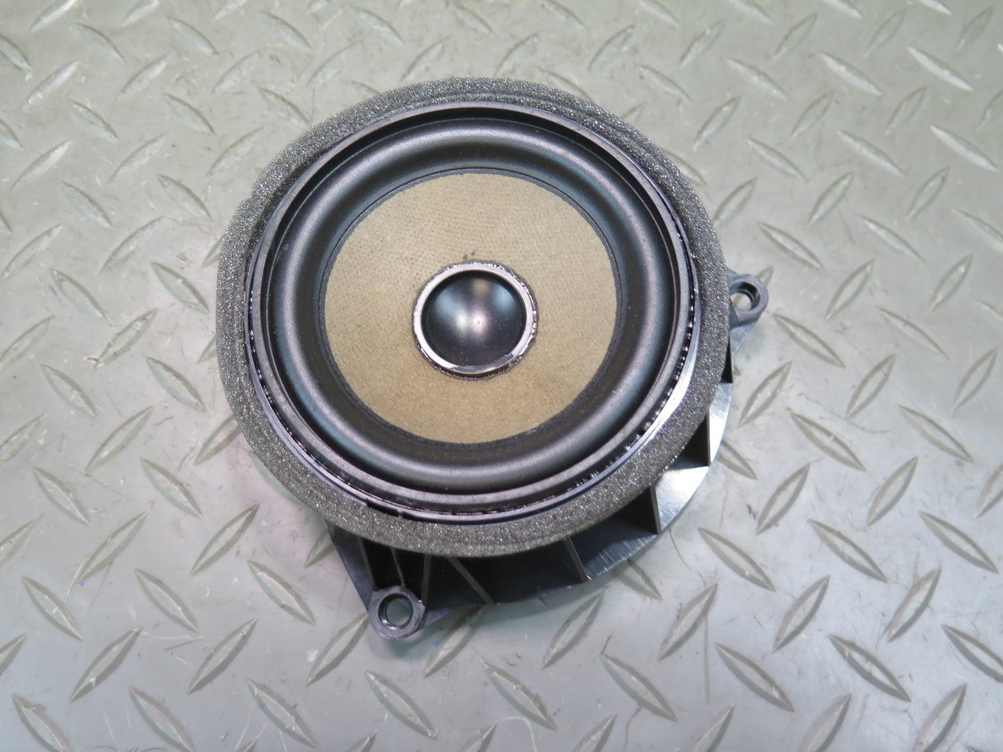2014-2018 BMW F15 X5 Front or Rear Door Hi-fi Audio Speaker Set