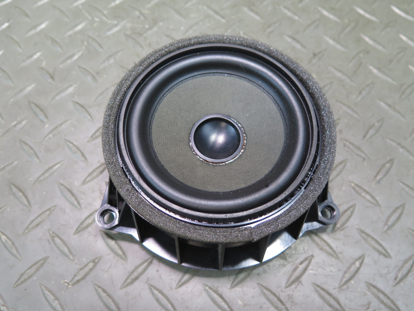 2014-2018 BMW F15 X5 Front or Rear Door Hi-fi Audio Speaker Set