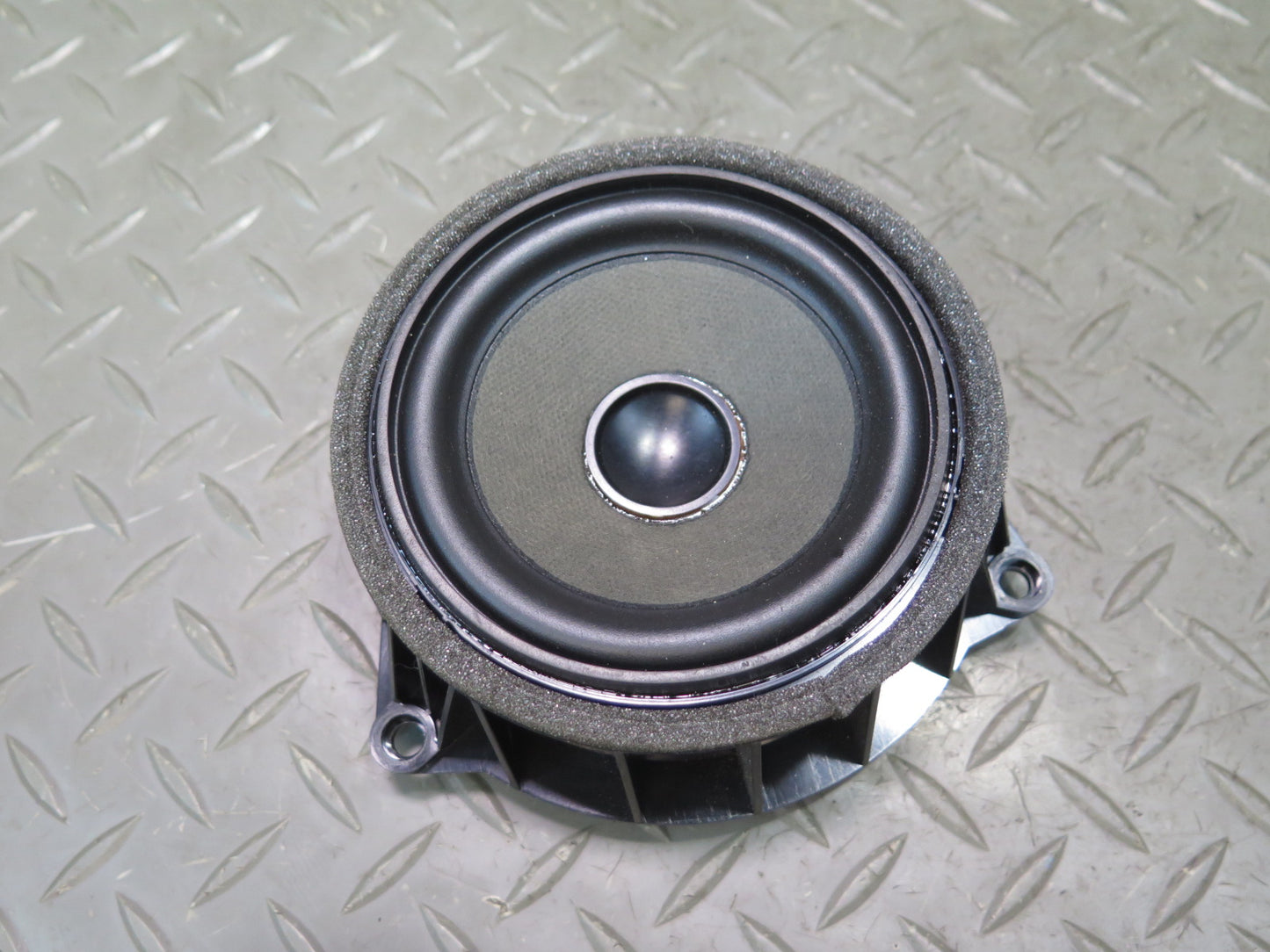 2014-2018 BMW F15 X5 Front or Rear Door Hi-fi Audio Speaker Set