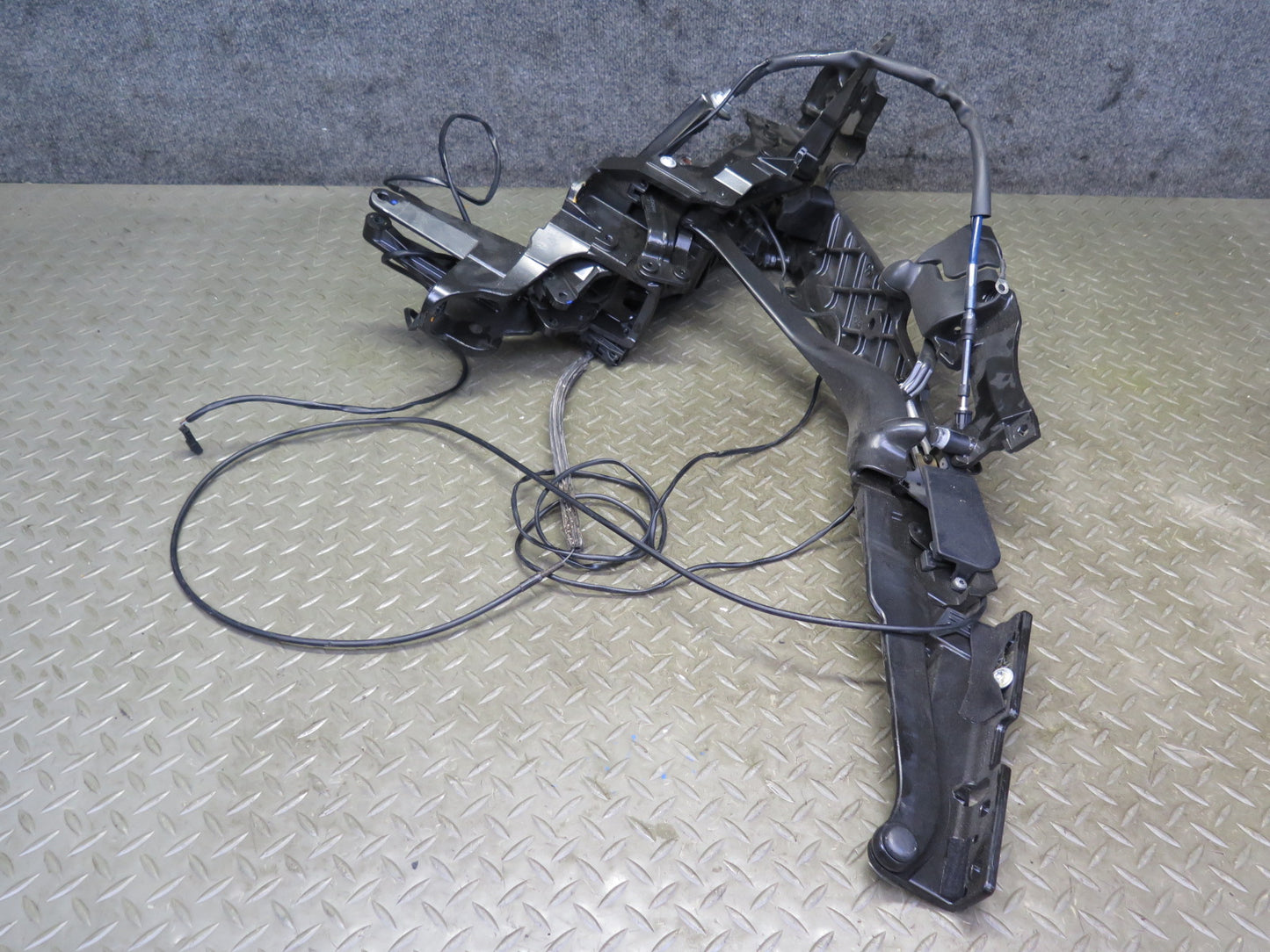 03-08 Mercedes R230 Sl-class Convertible Set of 2 Hard TOP Roof Hinge Set OEM
