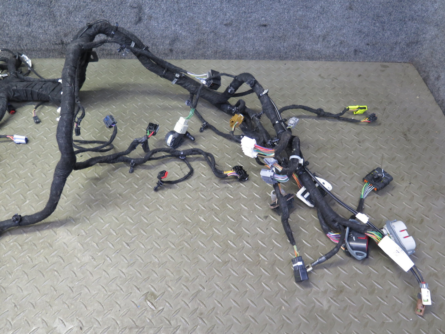 2018 Jeep Wrangler JL A/T Dash Instrument Panel Wire Wiring Harness OEM