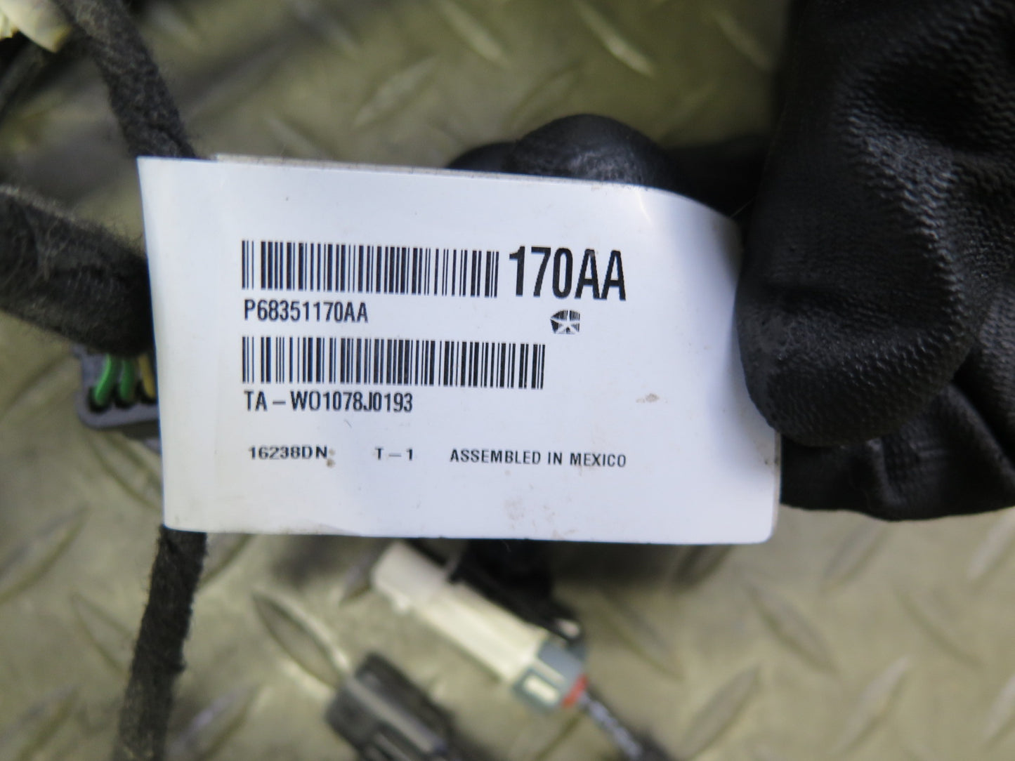 2018 Jeep Wrangler JL 3.6L Body Interior Floor Wire Wiring Harness OEM
