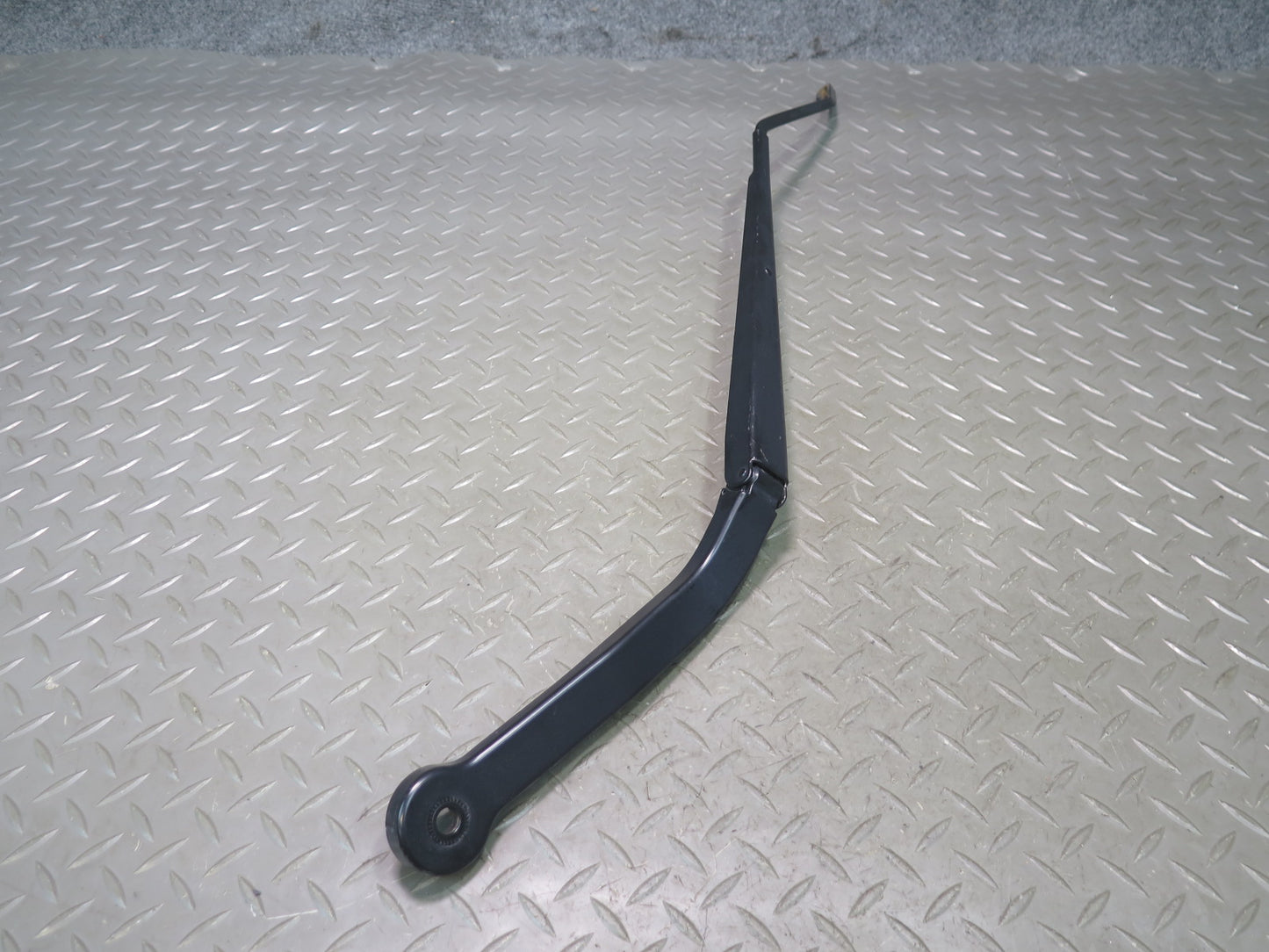 2014-2018 BMW F15 X5 Front Left & Right Windshield Wiper Arm Set of 2