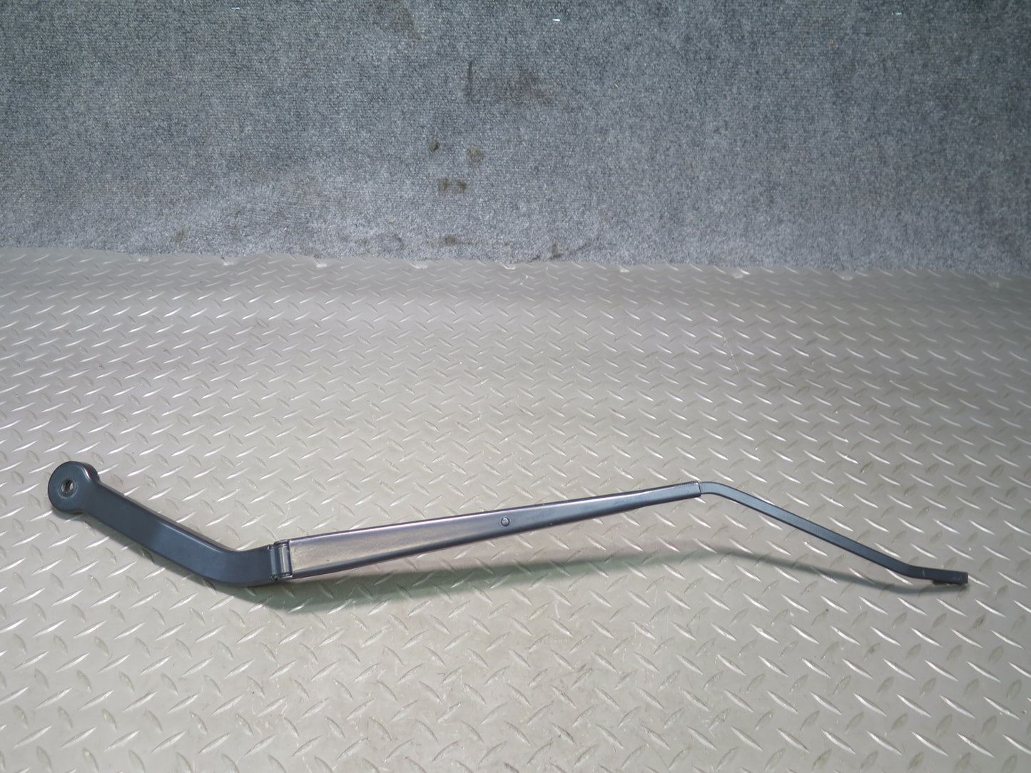 2014-2018 BMW F15 X5 Front Left & Right Windshield Wiper Arm Set of 2
