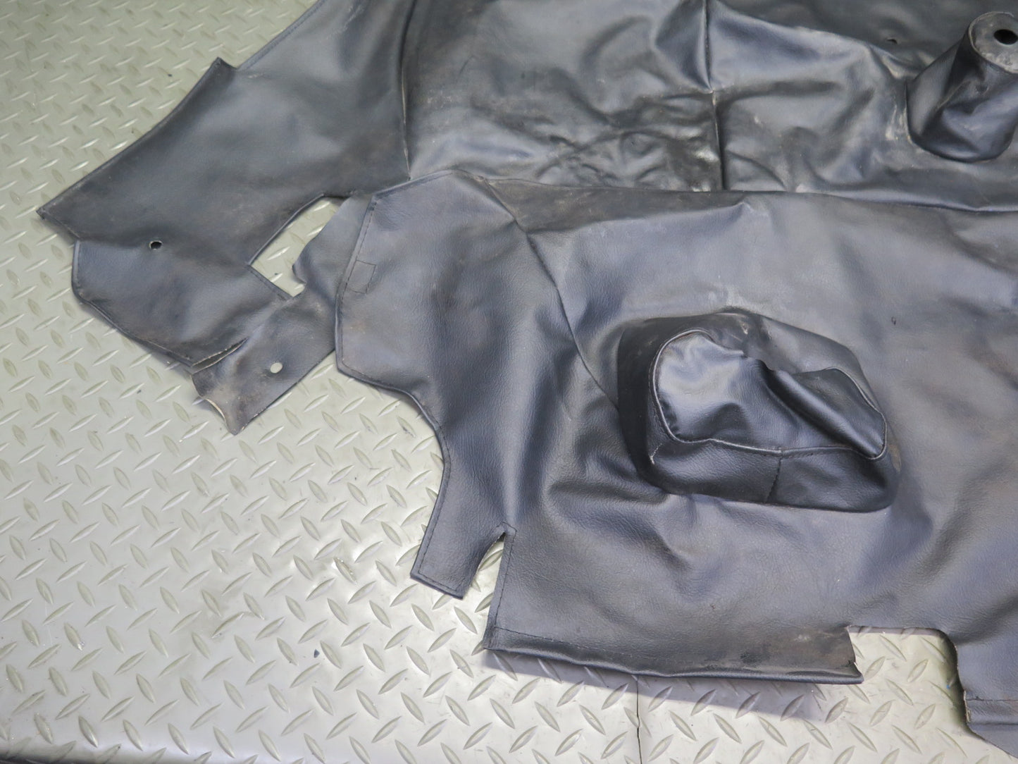 04-09 Nissan Z33 350Z Convertible TOP Roof Leather Compartment Liner Cover OEM