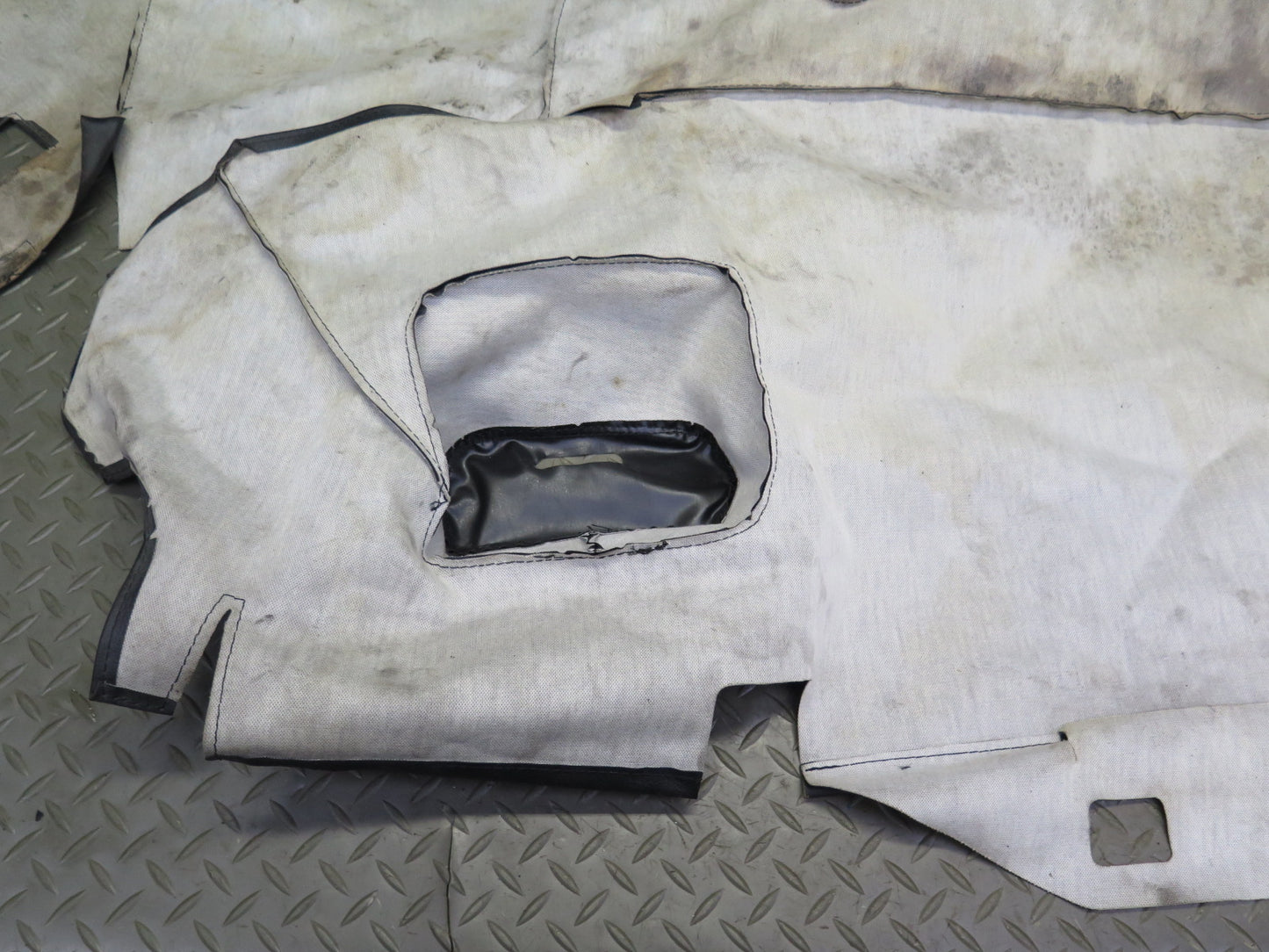 04-09 Nissan Z33 350Z Convertible TOP Roof Leather Compartment Liner Cover OEM