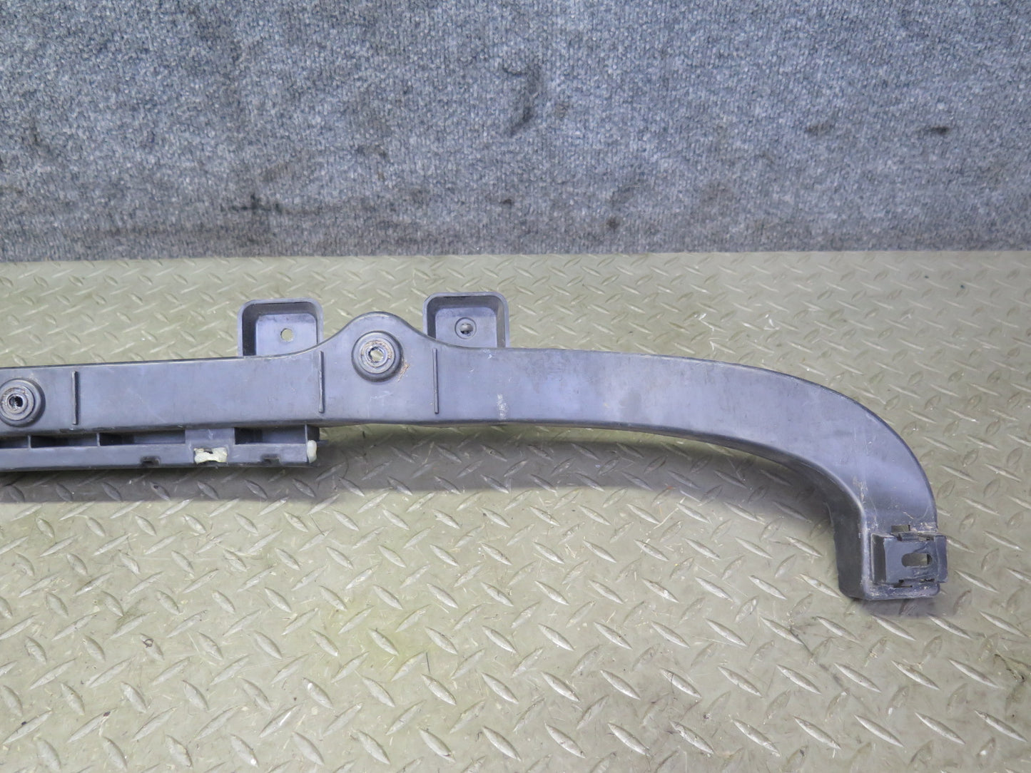 2014-2017 Maserati Ghibli M157 Rear Bumper Left Right Center Mount Bracket Set