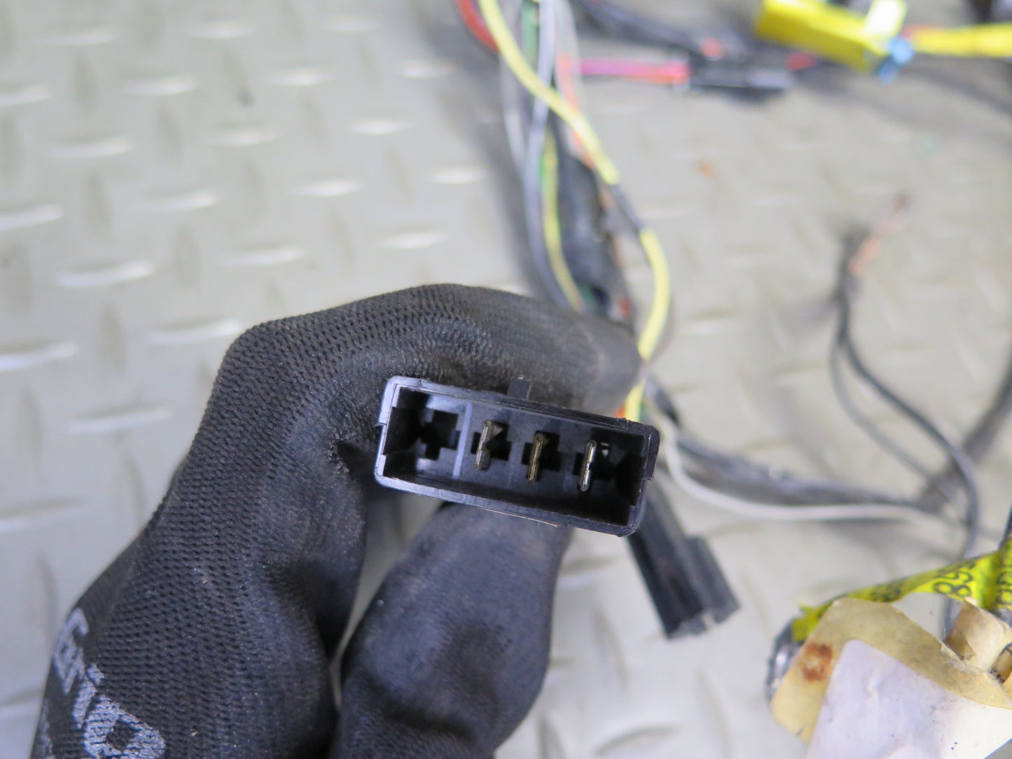1993 Chevrolet Corvette C4 Coupe A/T Dash Wire Wiring Harness w Fuse Box OEM