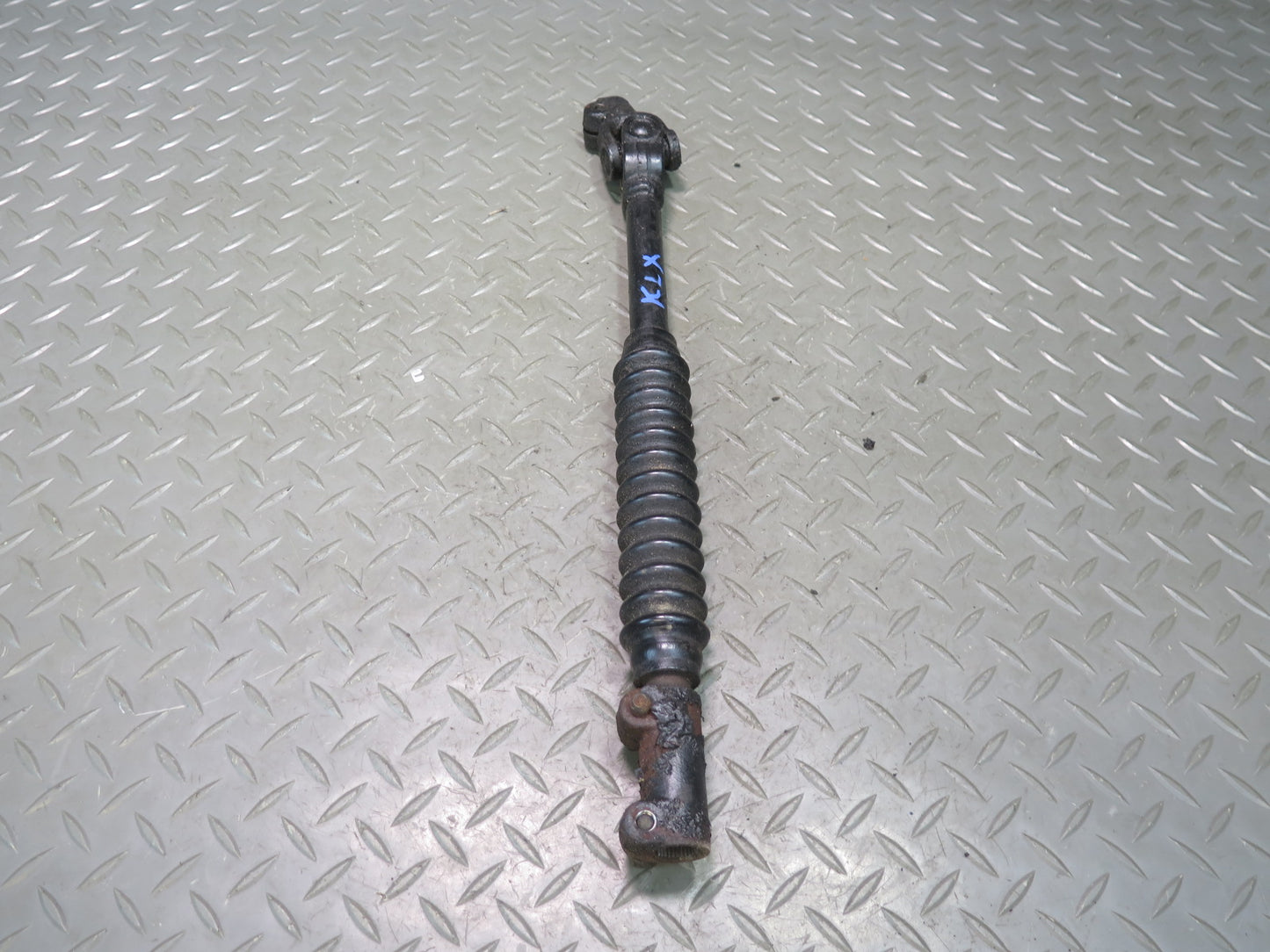 2003-2007 Lexus UZJ100L LX470 Steering Column U Joint Linkage Shaft