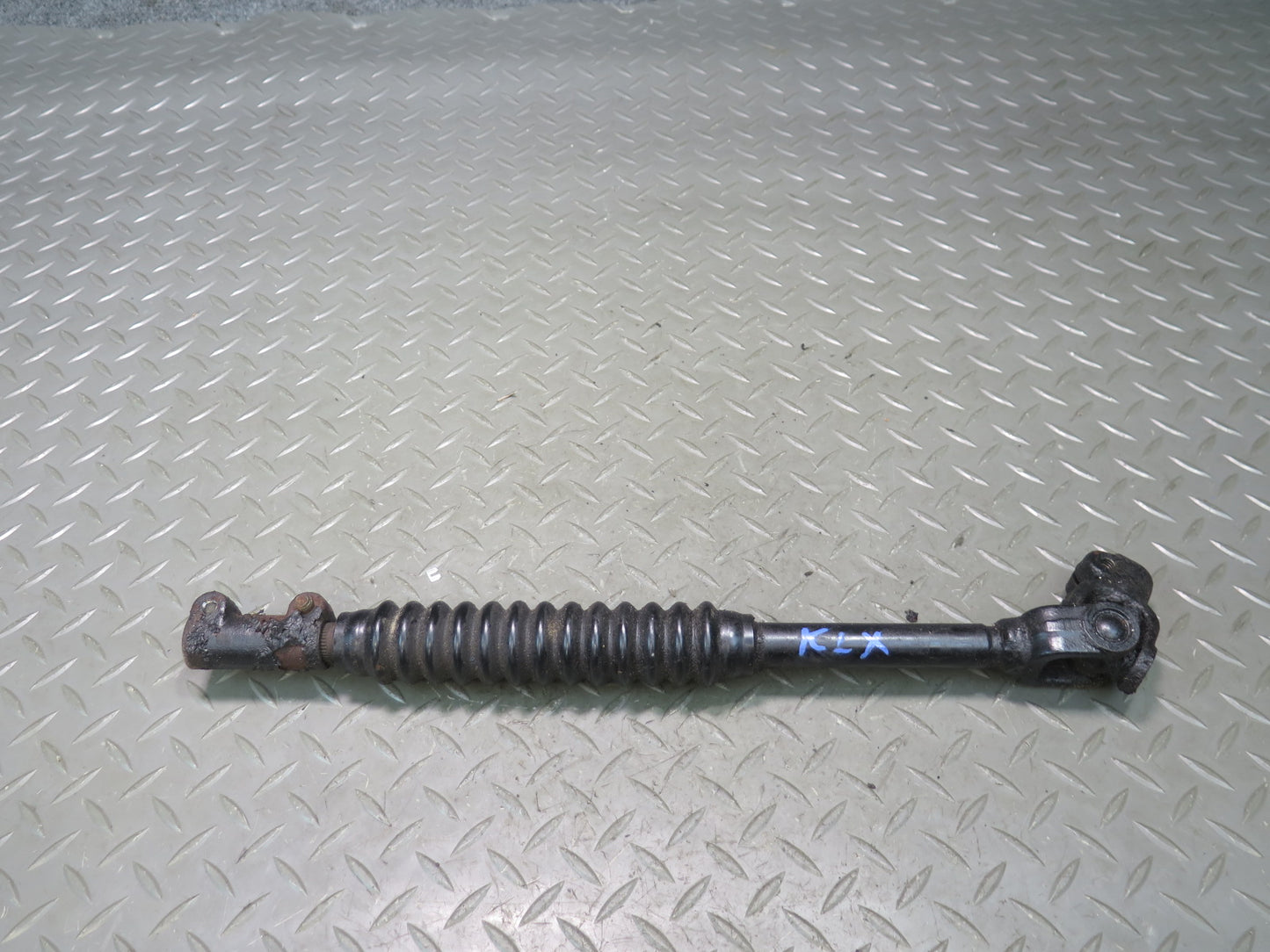 2003-2007 Lexus UZJ100L LX470 Steering Column U Joint Linkage Shaft