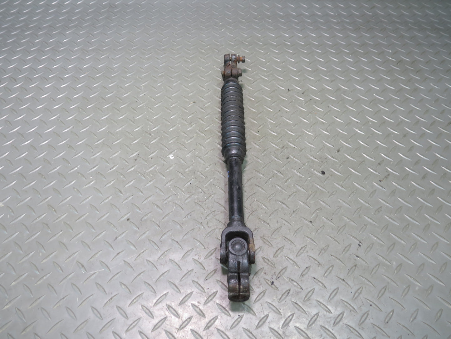 2003-2007 Lexus UZJ100L LX470 Steering Column U Joint Linkage Shaft
