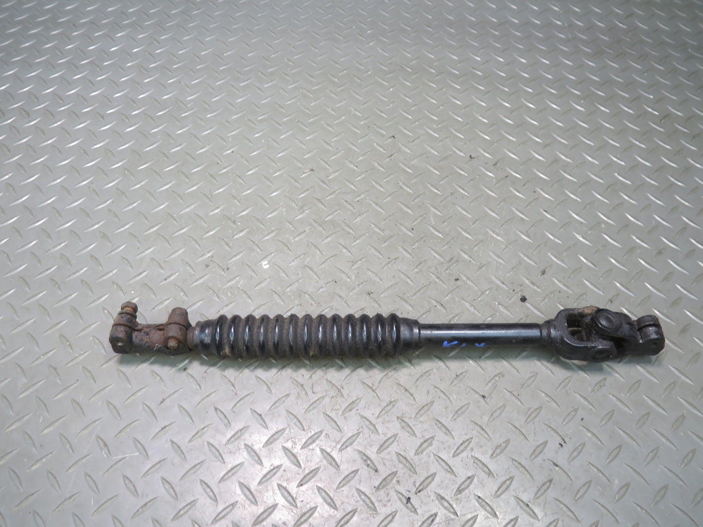 2003-2007 Lexus UZJ100L LX470 Steering Column U Joint Linkage Shaft