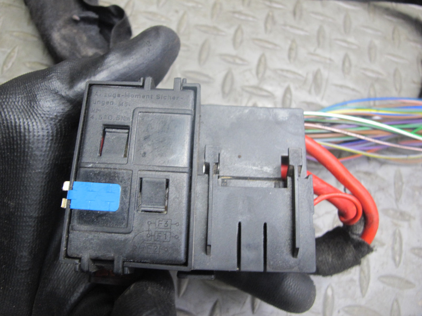 03-12 Mercedes R230 SL Battery Stabilization Control Load Module 2305400945 OEM