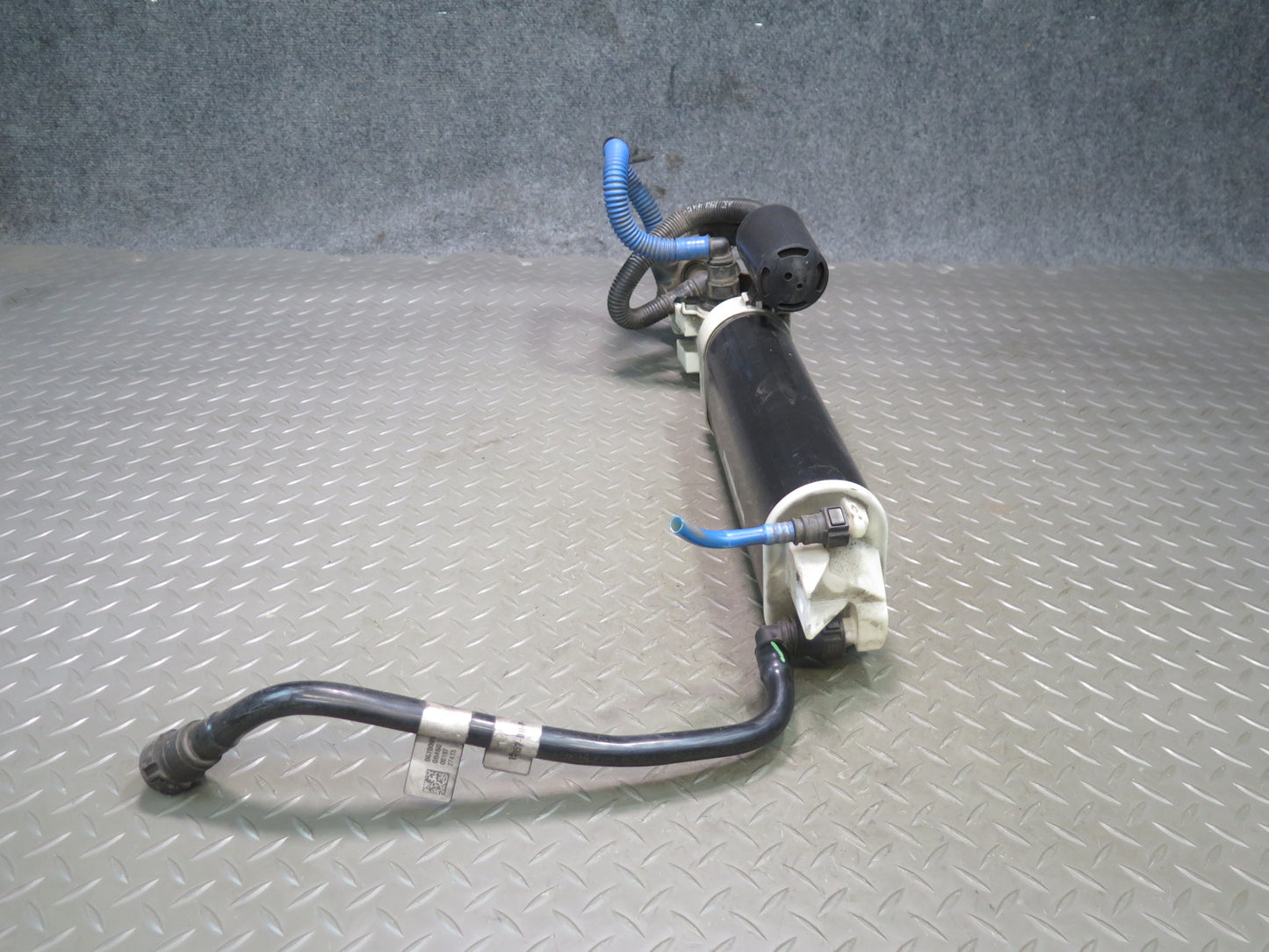 2014-2017 Maserati Ghibli M157 SQ4 3.0L Fuel Evap Vapor Charcoal Canister
