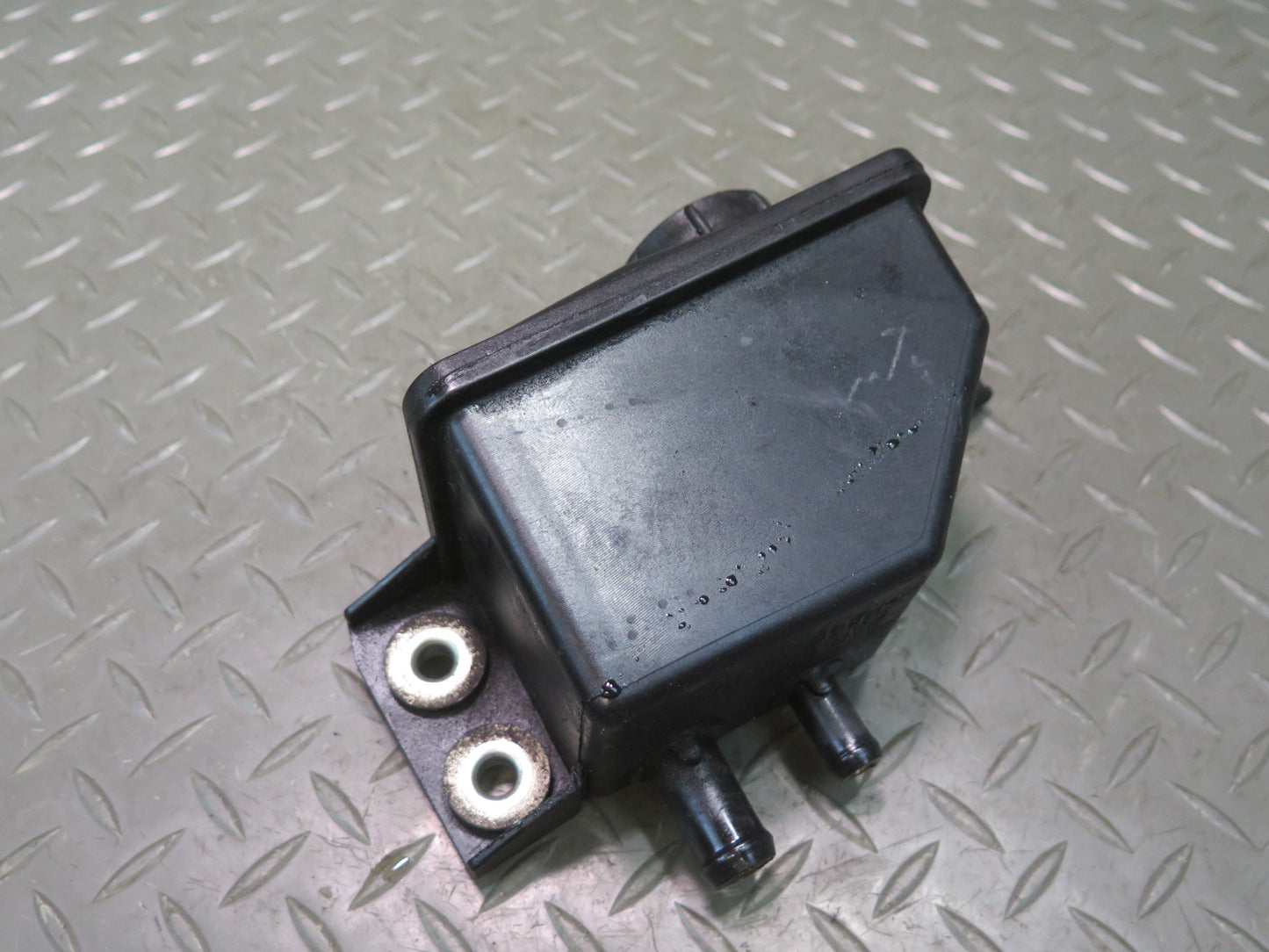 2014-2020 Maserati Ghibli M157 Power Steering Fluid Reservoir Bottle Tank