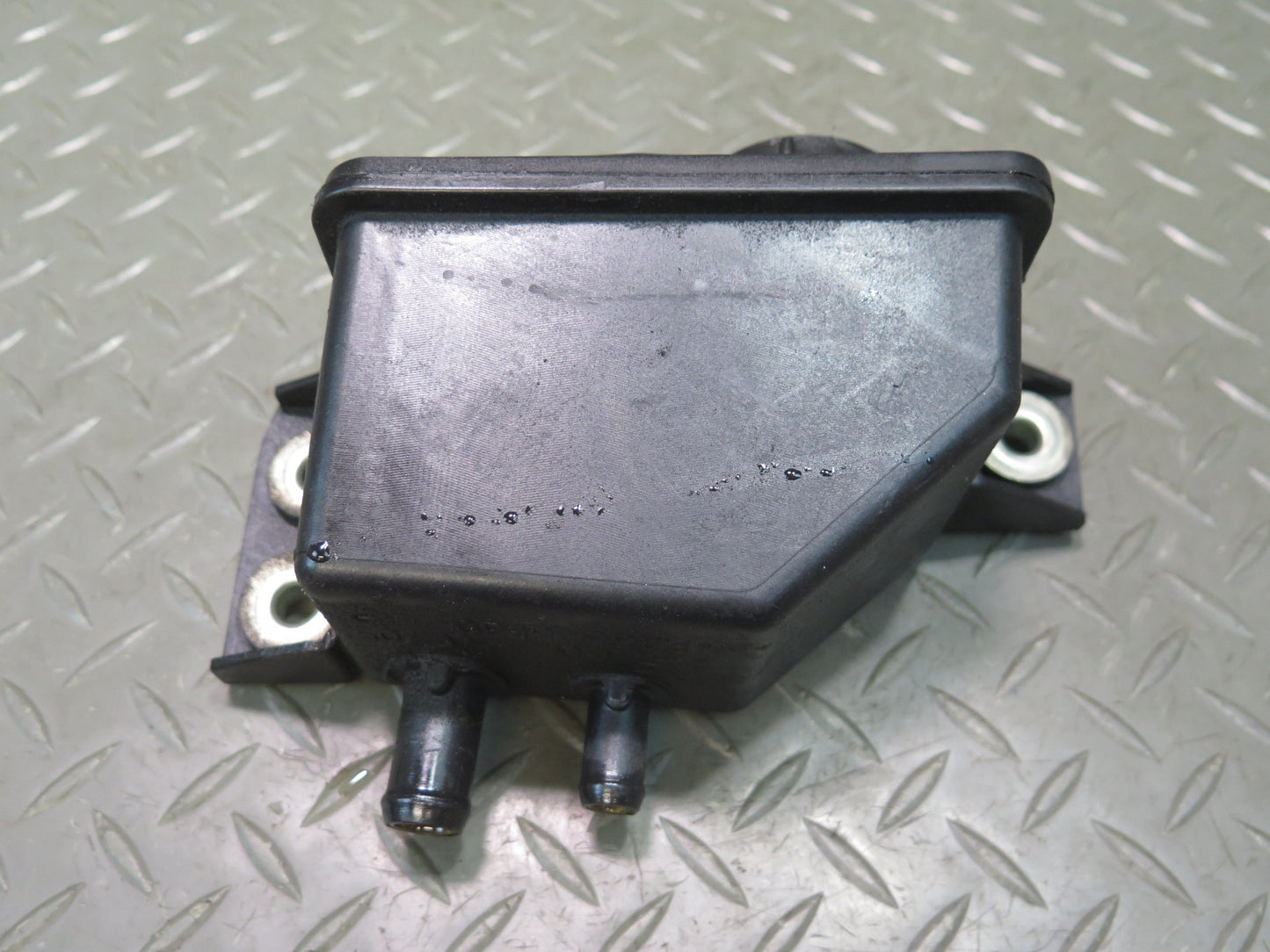 2014-2020 Maserati Ghibli M157 Power Steering Fluid Reservoir Bottle Tank