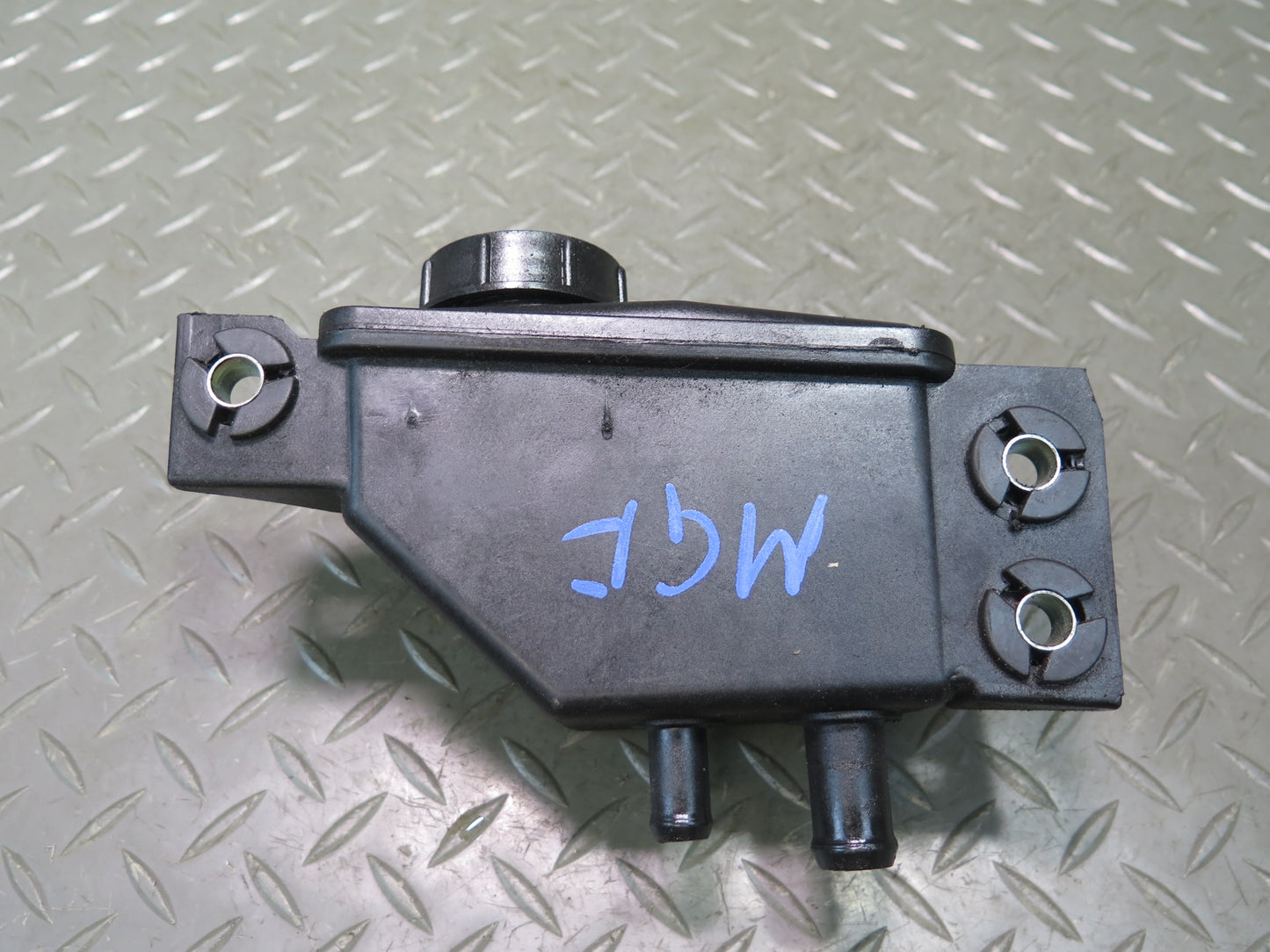 2014-2020 Maserati Ghibli M157 Power Steering Fluid Reservoir Bottle Tank