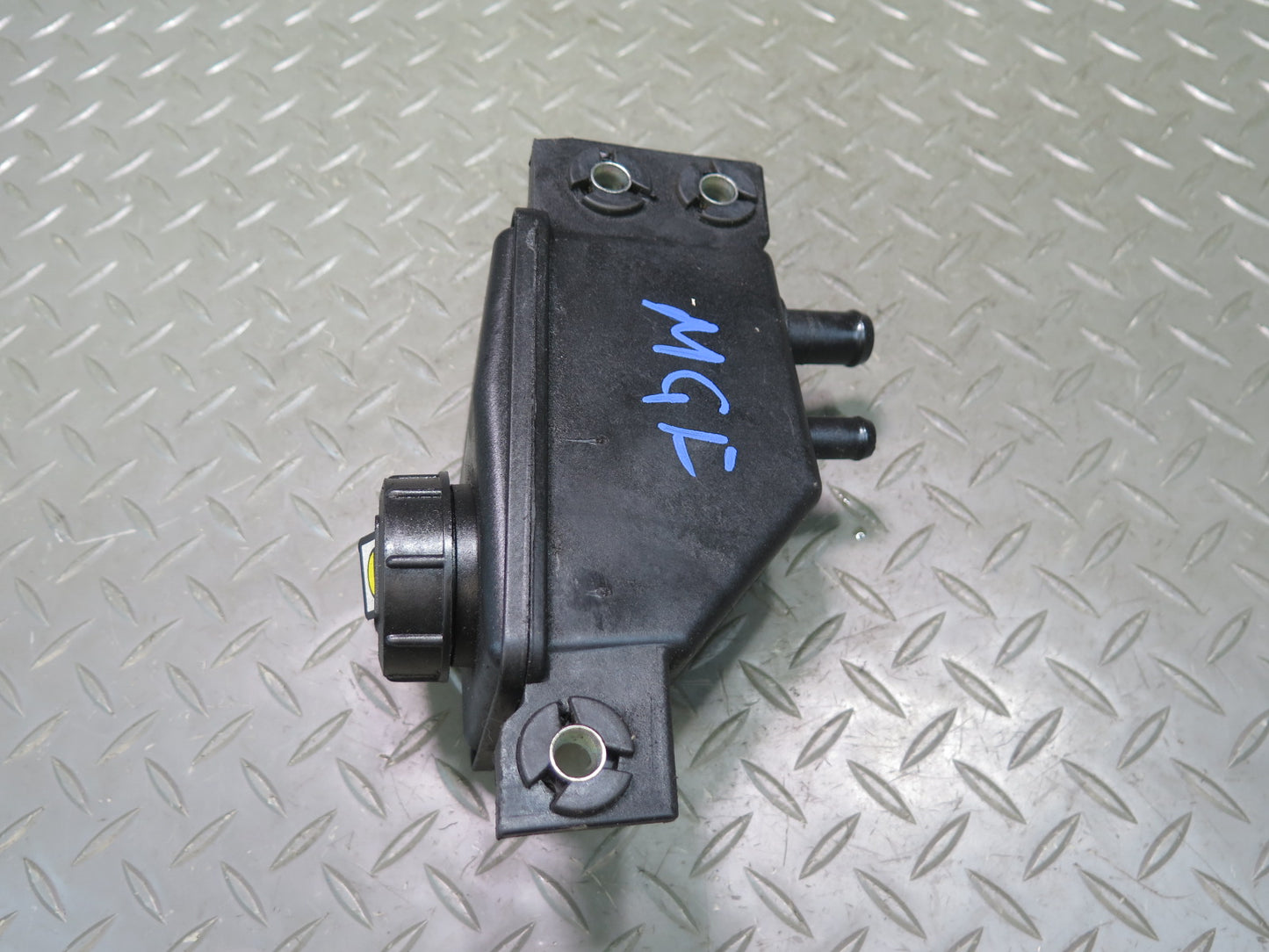 2014-2020 Maserati Ghibli M157 Power Steering Fluid Reservoir Bottle Tank