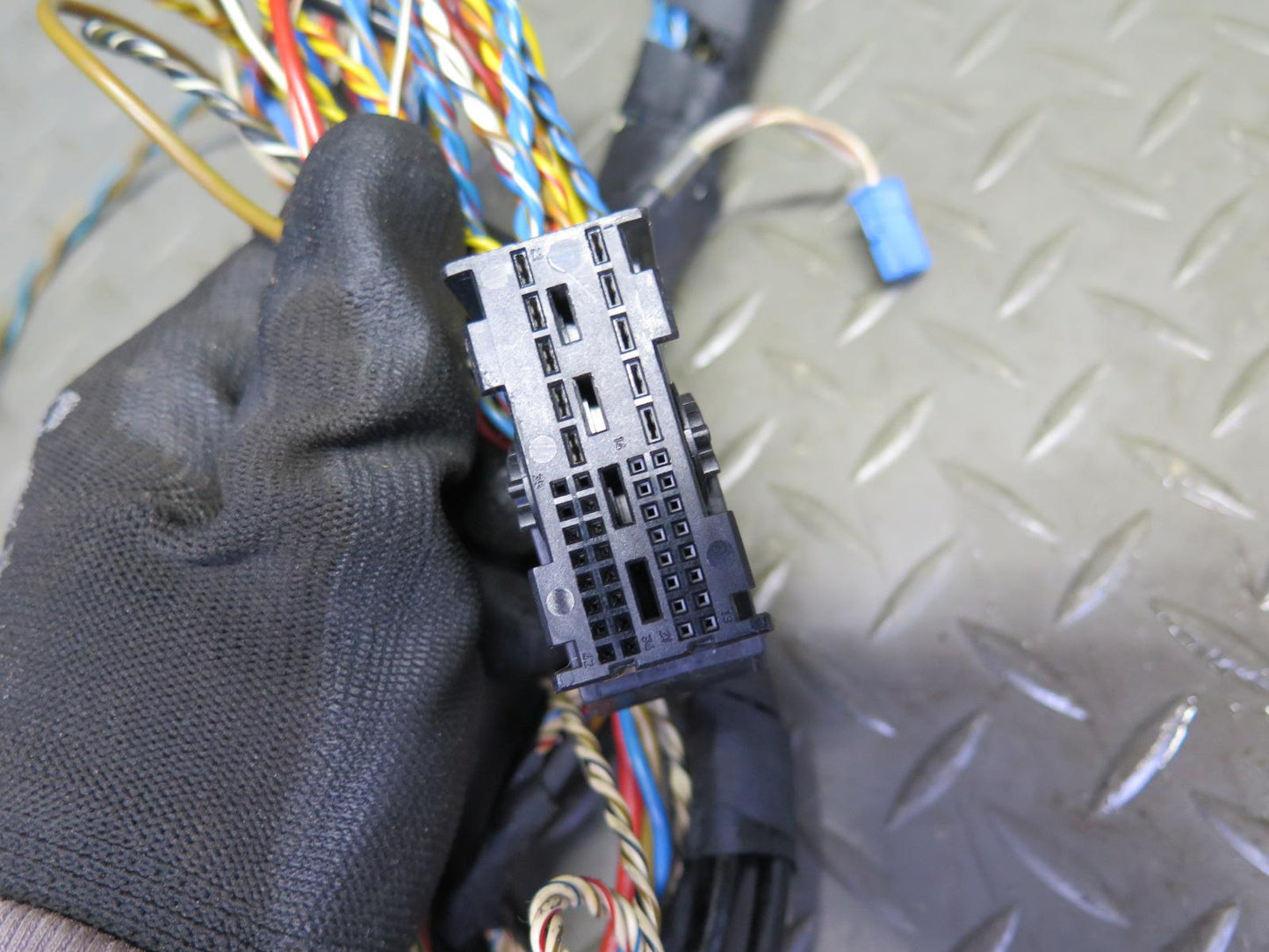 06-08 BMW E85 Z4 Hi-fi Audio System Loom Wire Wiring Antenna Module Set OEM