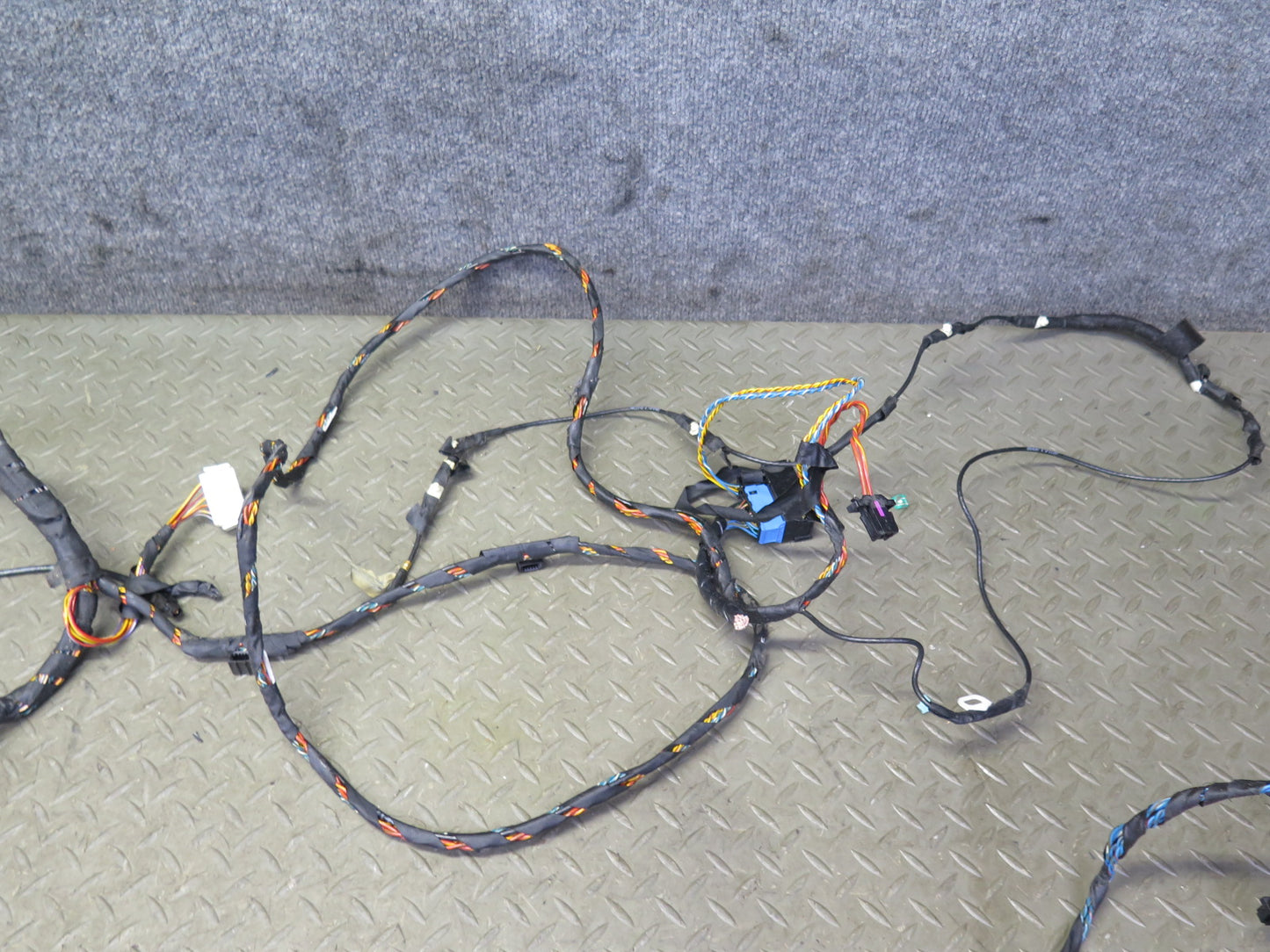06-08 BMW E85 Z4 Hi-fi Audio System Loom Wire Wiring Antenna Module Set OEM