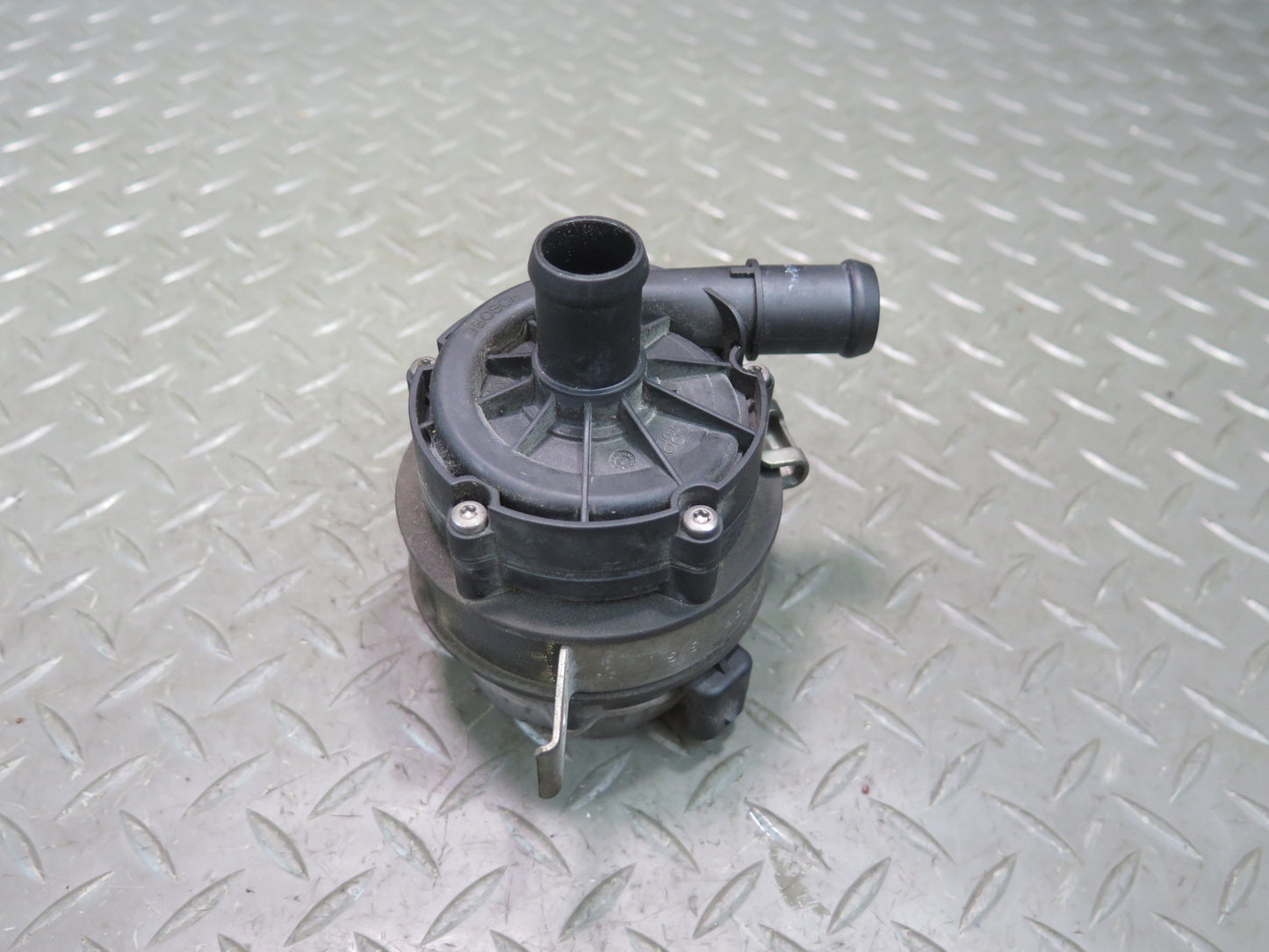 2014-2020 Maserati Ghibli M157 SQ4 3.0L Electric Water Coolant Auxiliary Pump