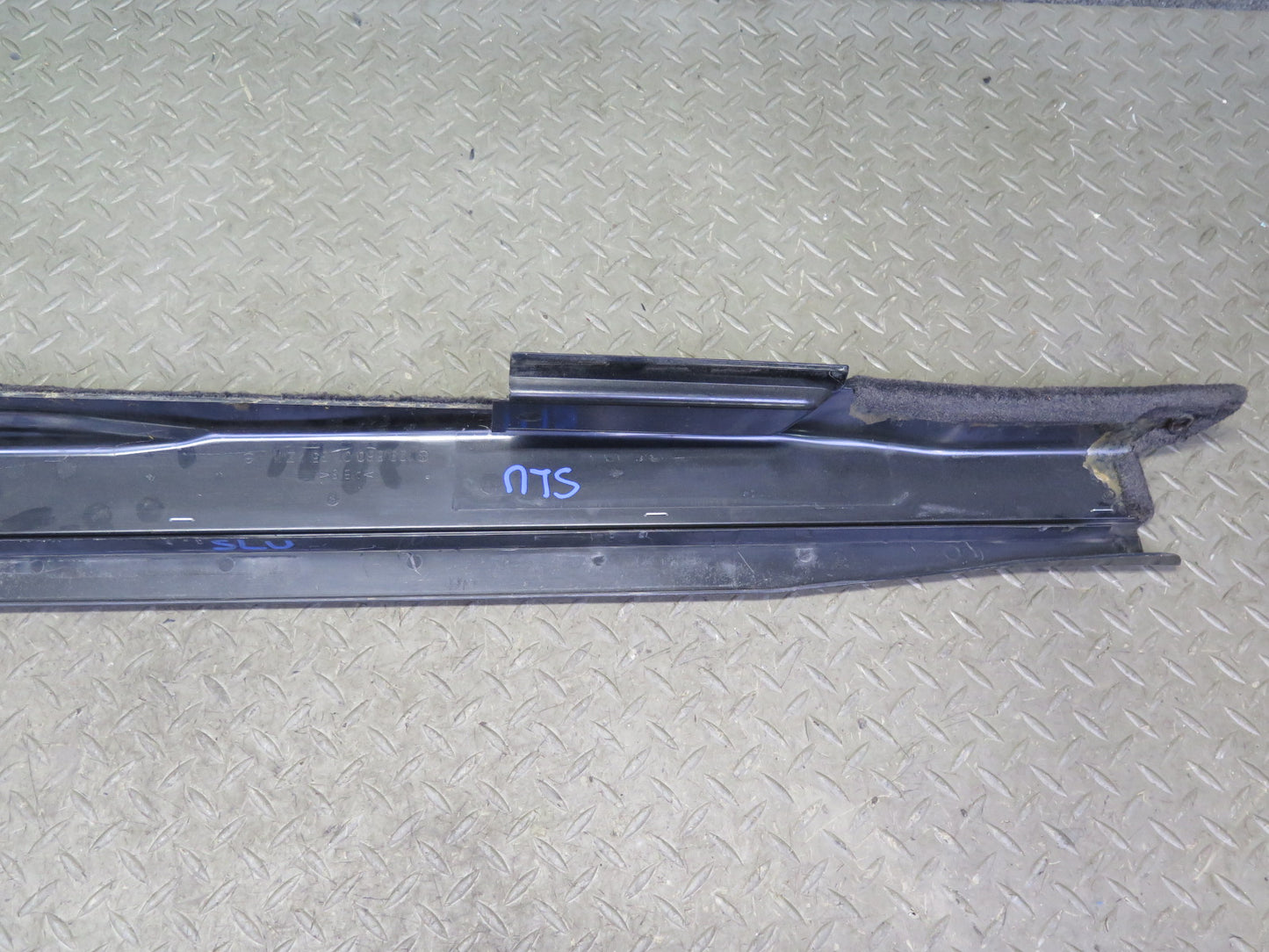 94-02 Mercedes R129 Sl-class Set of 2 Door Scuff Sill Plate Trim Panel Black OEM