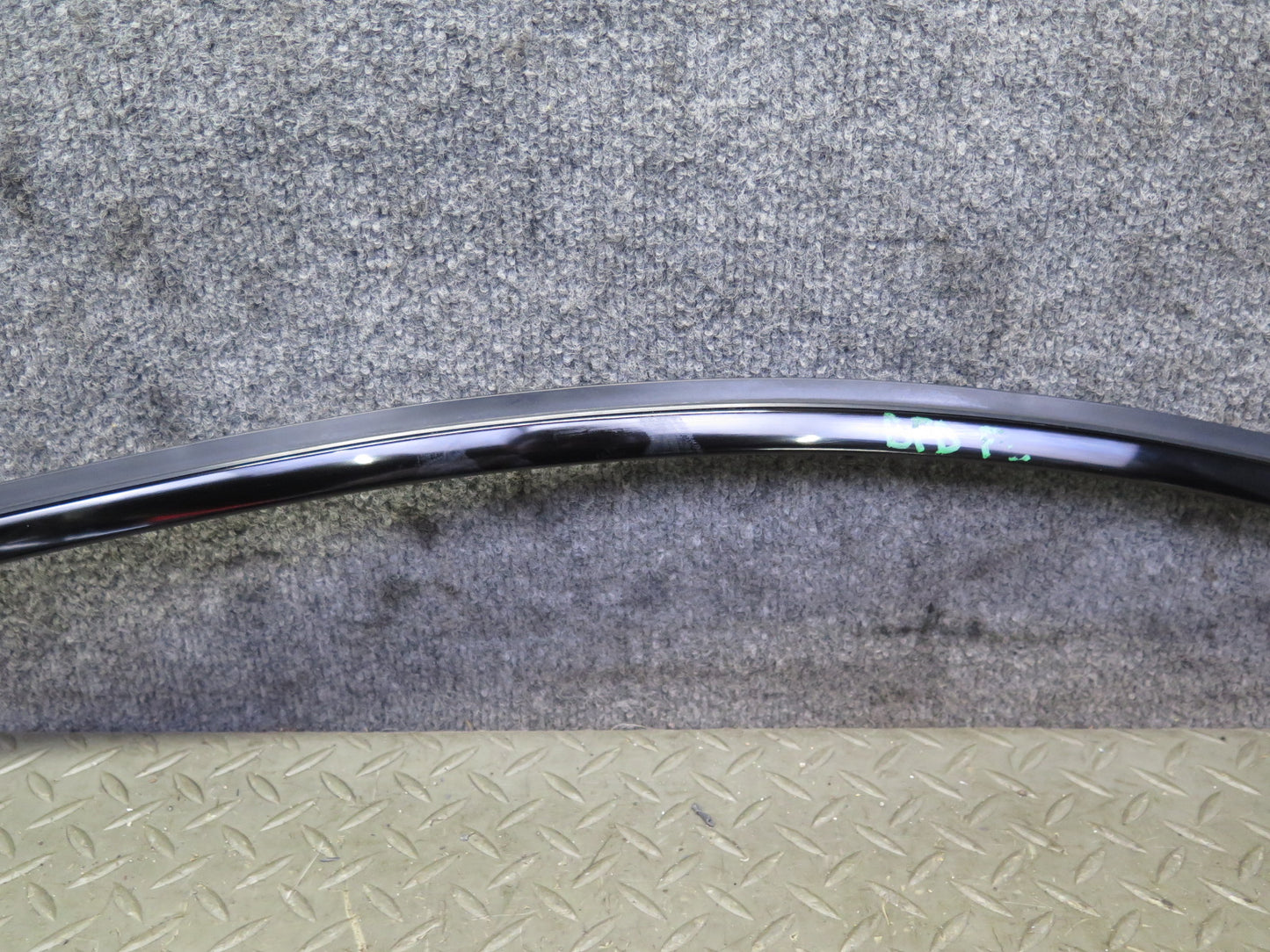 2006-2010 BMW E60 M5 535i Front Left Door Window Trim Molding Panel Set