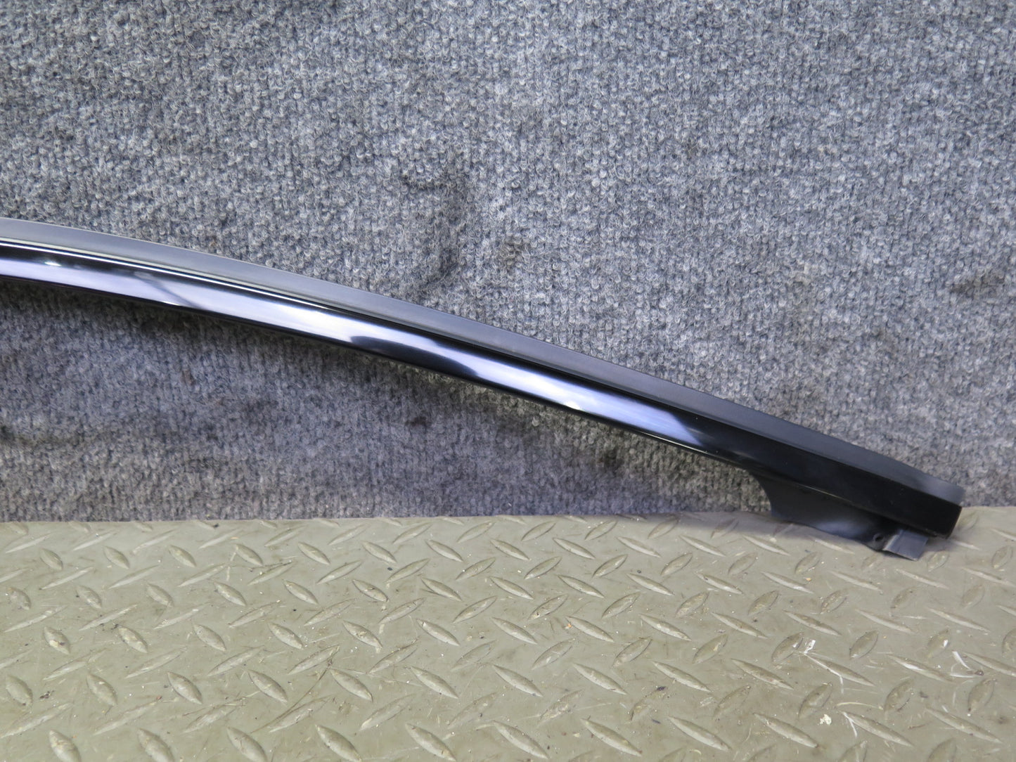 2006-2010 BMW E60 M5 535i Front Left Door Window Trim Molding Panel Set