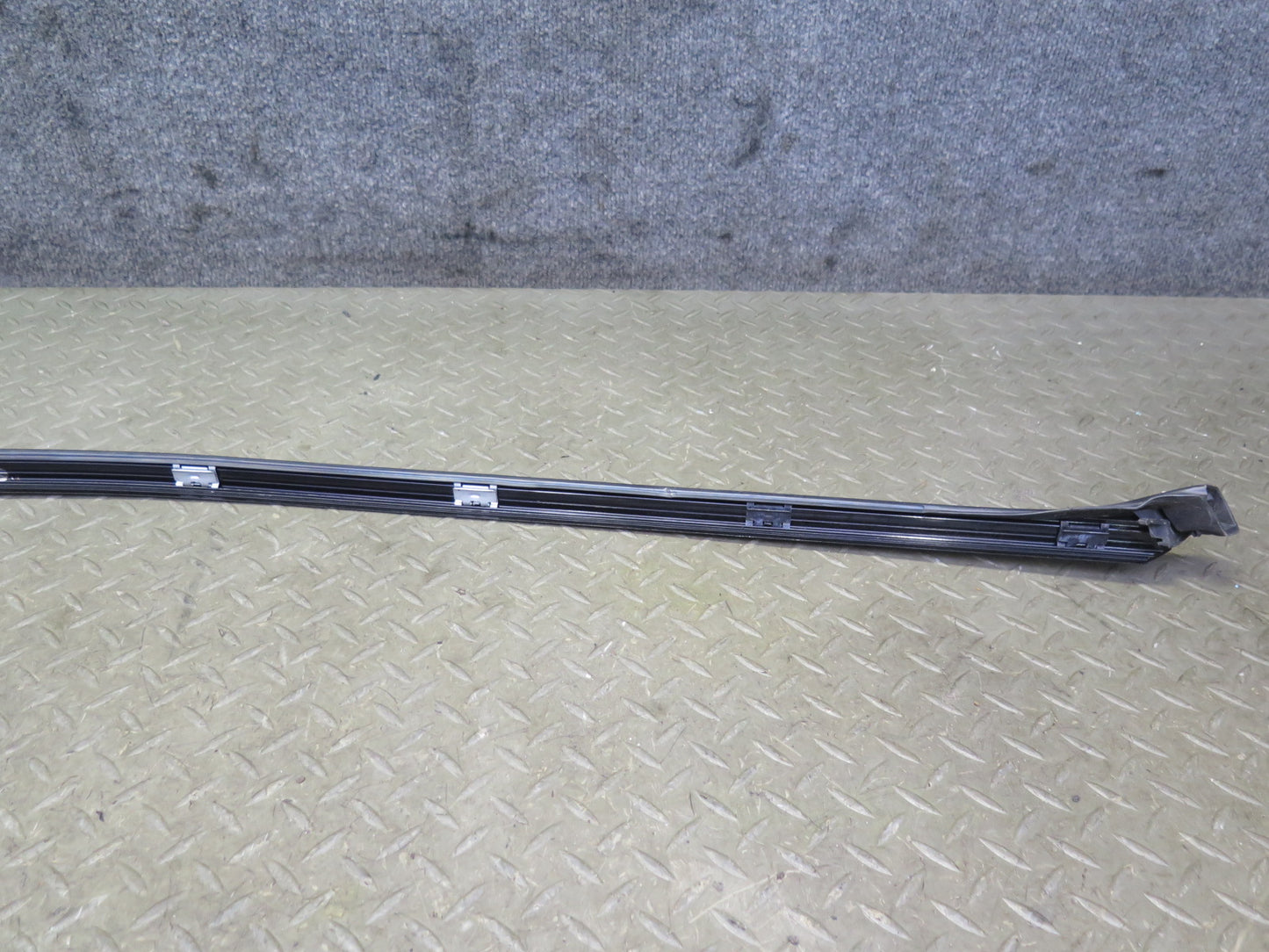 2006-2010 BMW E60 M5 535i Front Left Door Window Trim Molding Panel Set