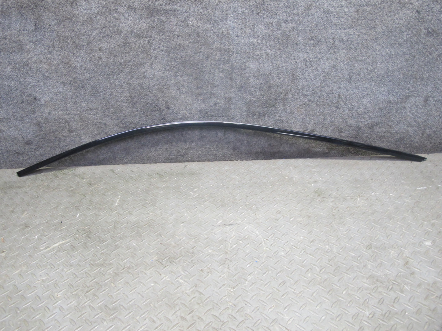 2006-2010 BMW E60 M5 535i Front Right Door Window Trim Molding Panel Set