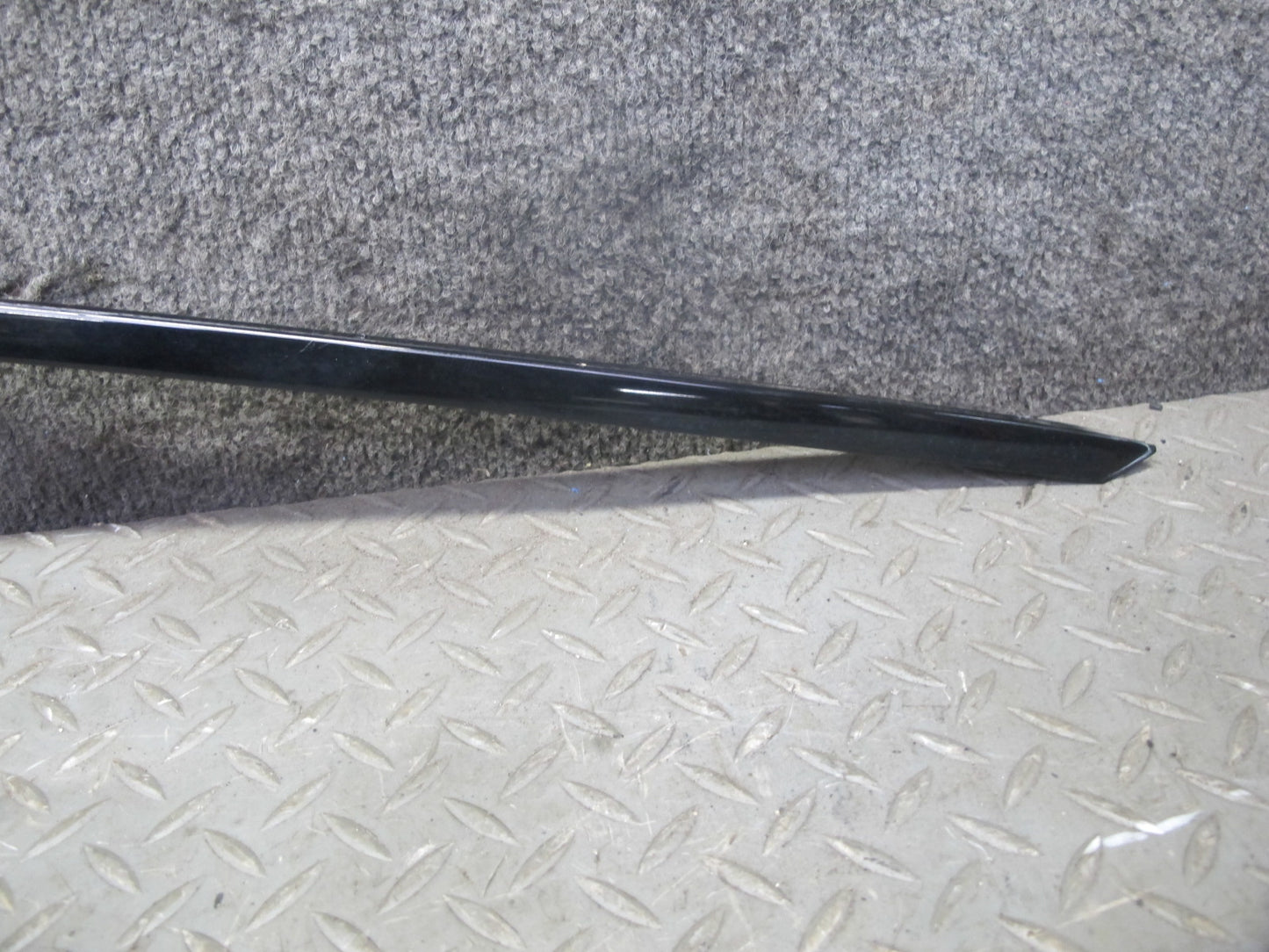 2006-2010 BMW E60 M5 535i Front Right Door Window Trim Molding Panel Set