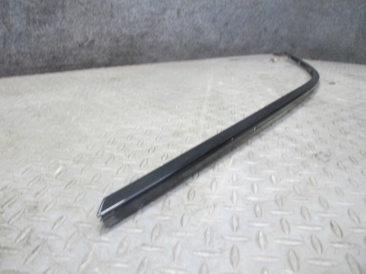 2006-2010 BMW E60 M5 535i Front Right Door Window Trim Molding Panel Set