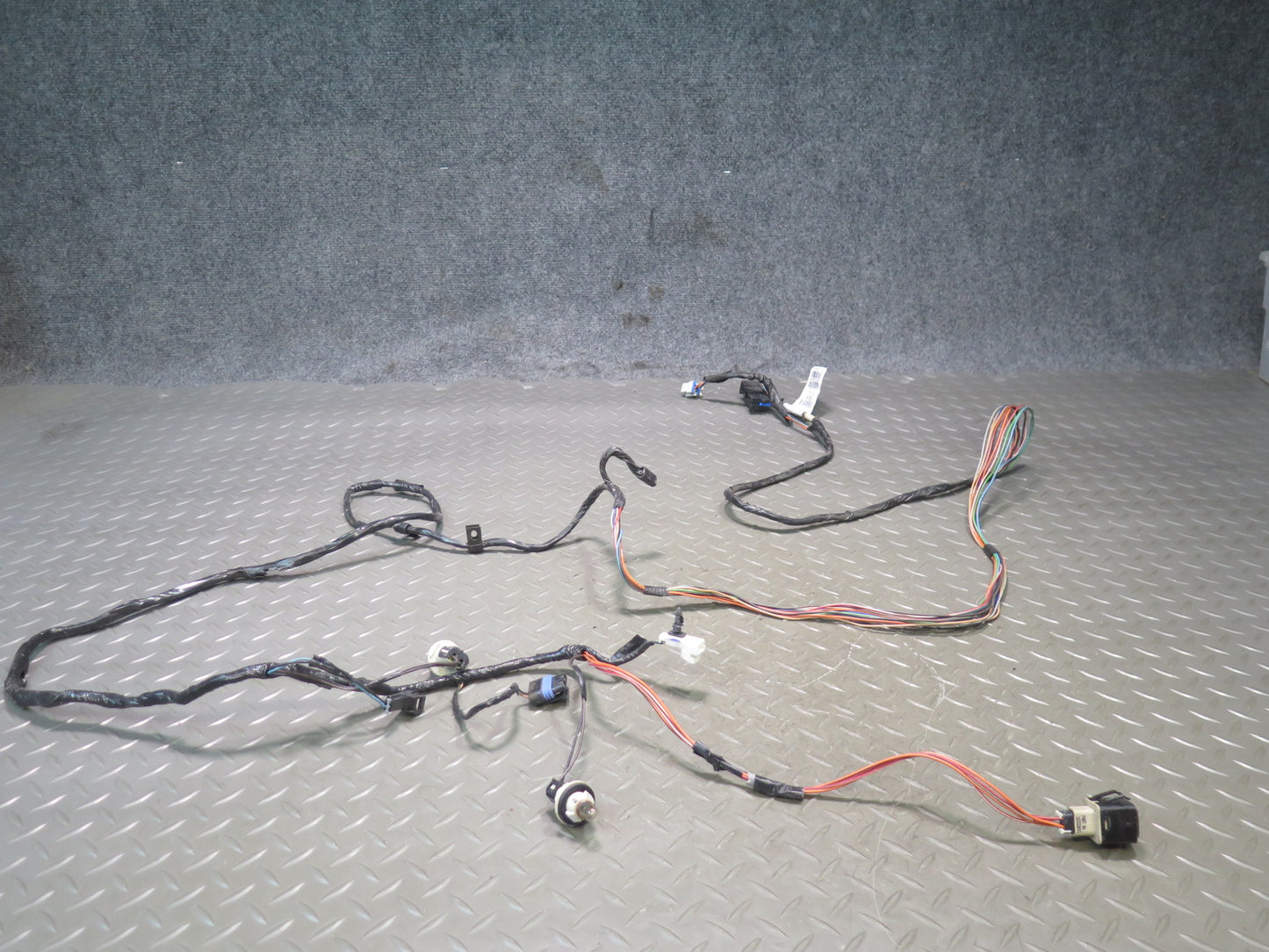 2004-2009 Cadillac XLR Rear Trunk Wire Harness