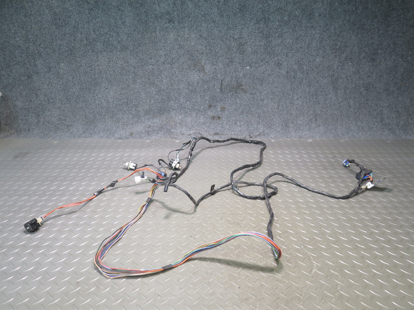 2004-2009 Cadillac XLR Rear Trunk Wire Harness