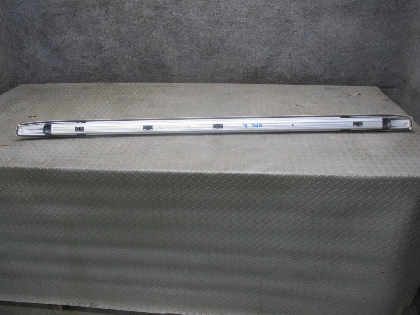 2003-2010 Porsche Cayenne 955 Left & Right Luggage Roof Rack Rail Set