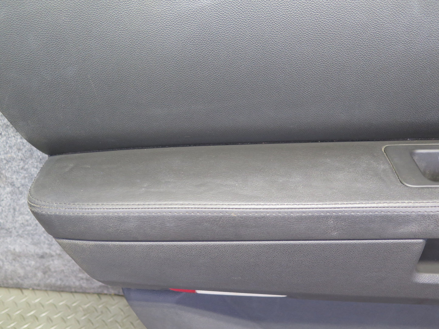 2008-2009 Hummer H2 Rear Left Door Interior Trim Cover Panel Ebony
