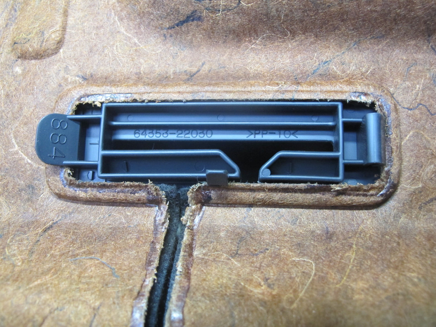 1996 Toyota MARK2 JZX100 Tourer Rear Parcel Shelf Panel OEM